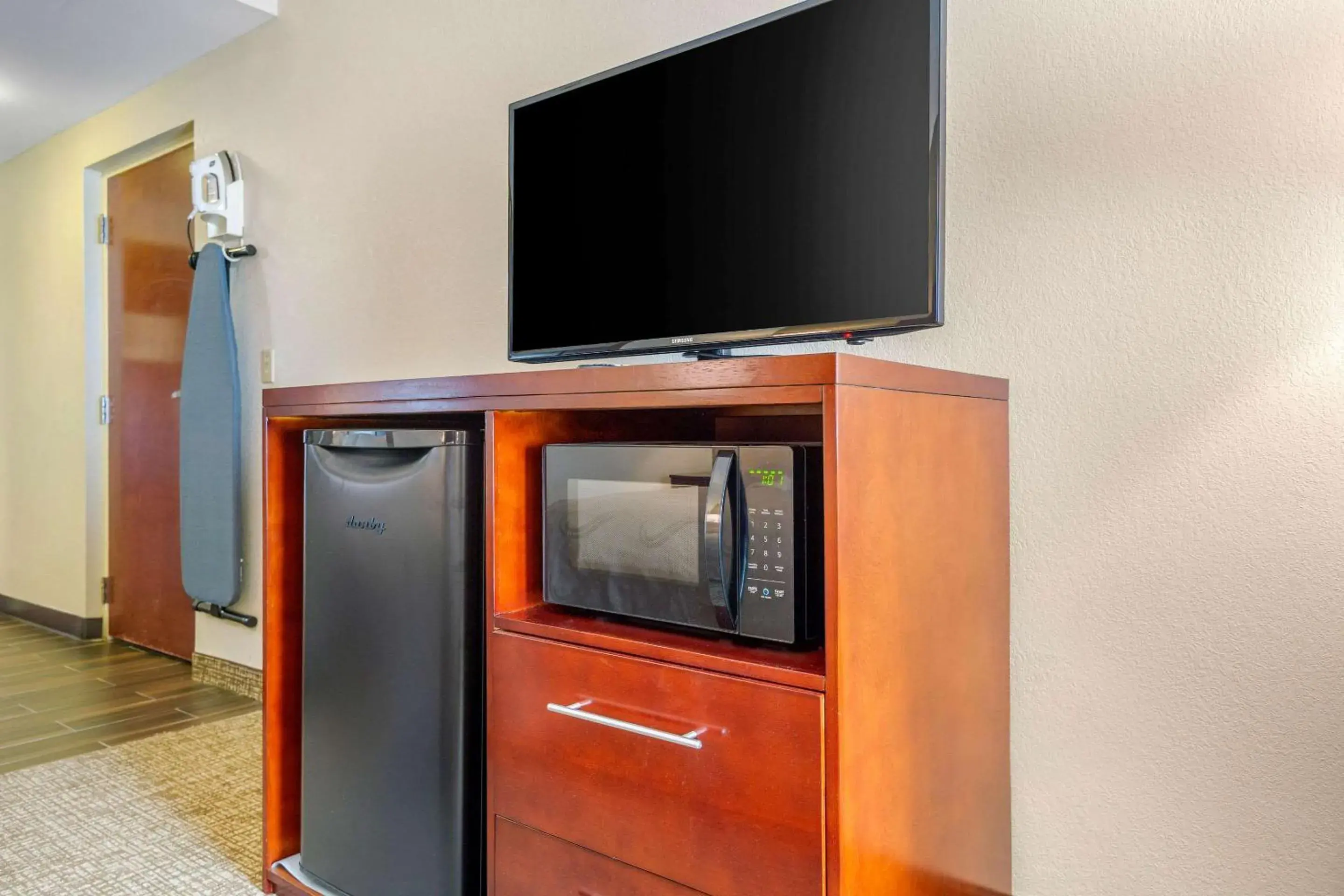 Photo of the whole room in Quality Inn & Suites Olde Town Photo of the whole room in Quality Inn & Suites Olde Town