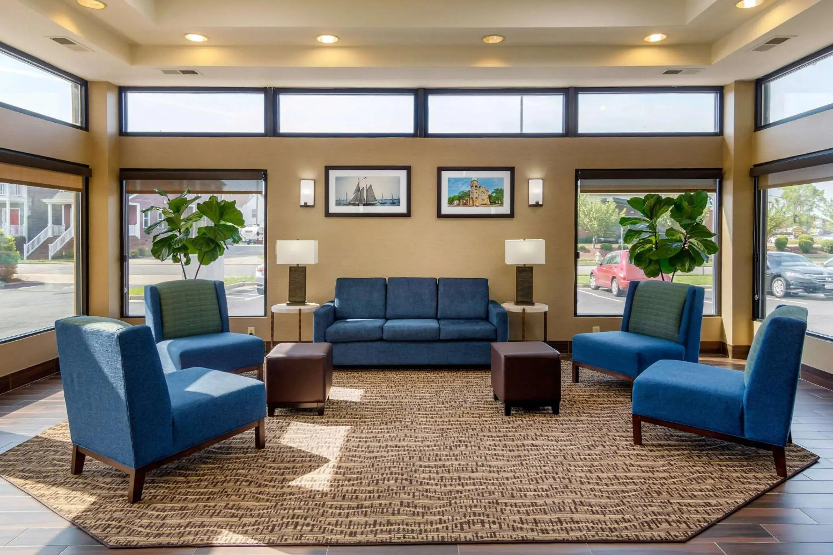 Lobby or reception in Quality Inn & Suites Olde Town Lobby or reception in Quality Inn & Suites Olde Town