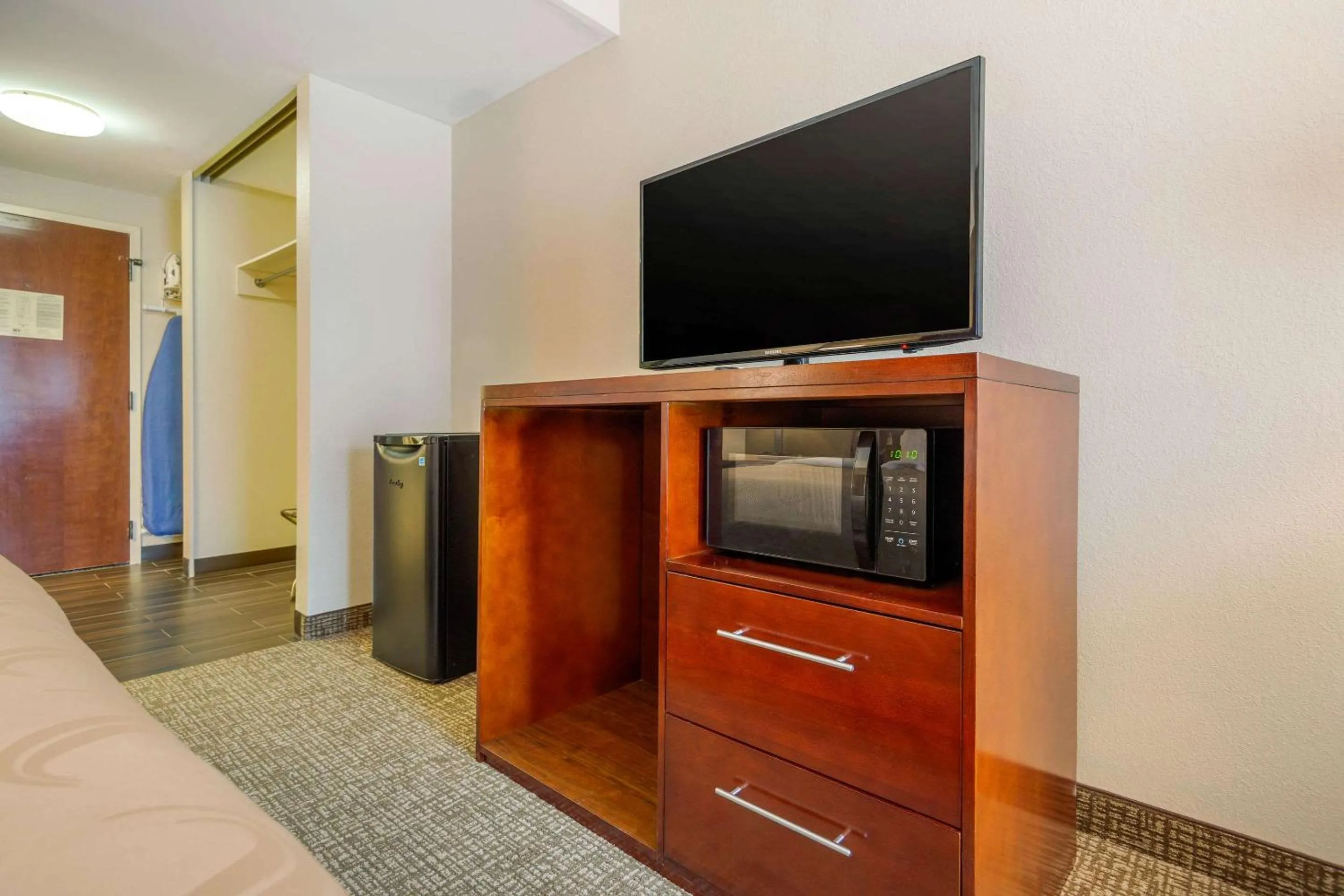 Photo of the whole room in Quality Inn & Suites Olde Town