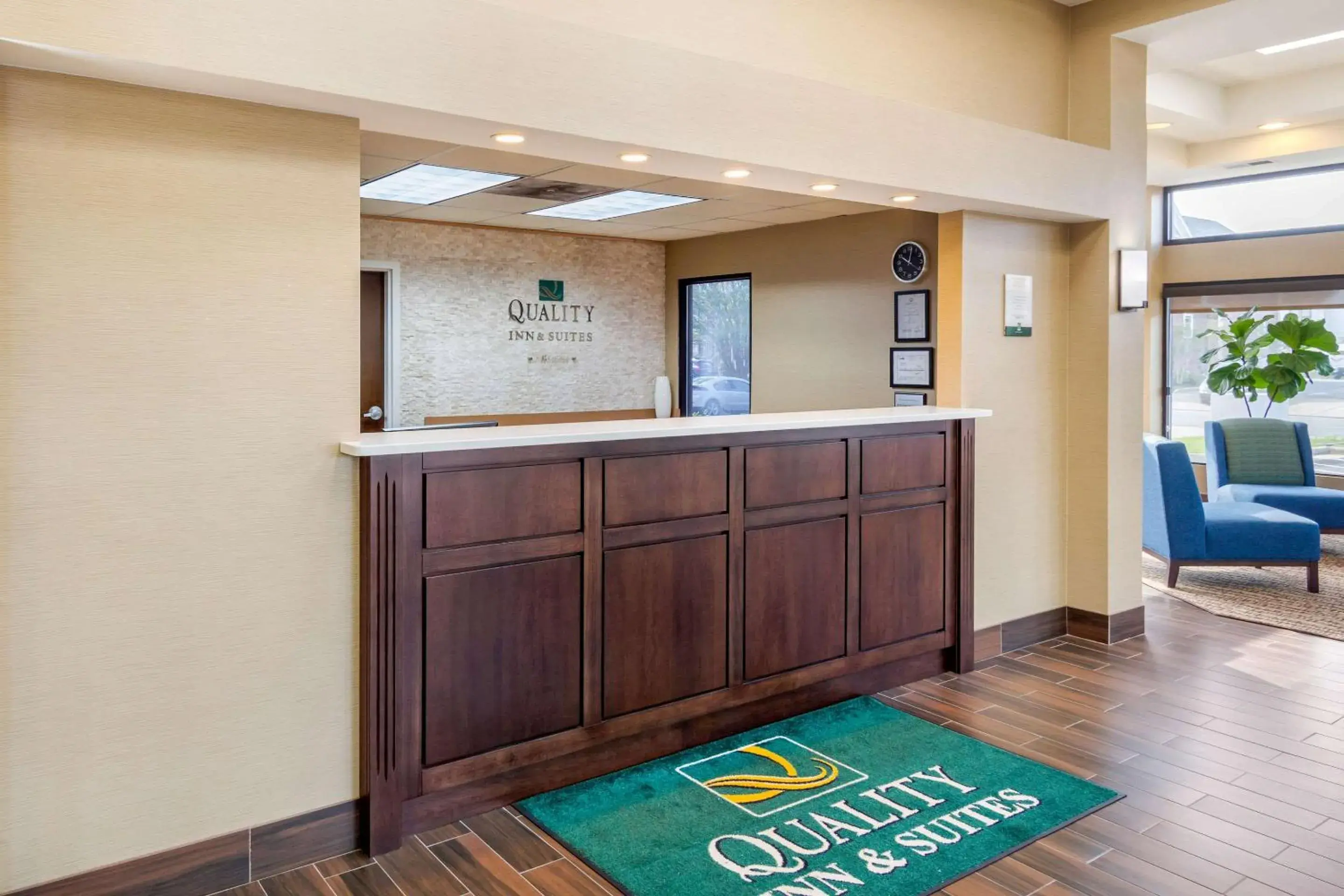 Lobby or reception in Quality Inn & Suites Olde Town Lobby or reception in Quality Inn & Suites Olde Town