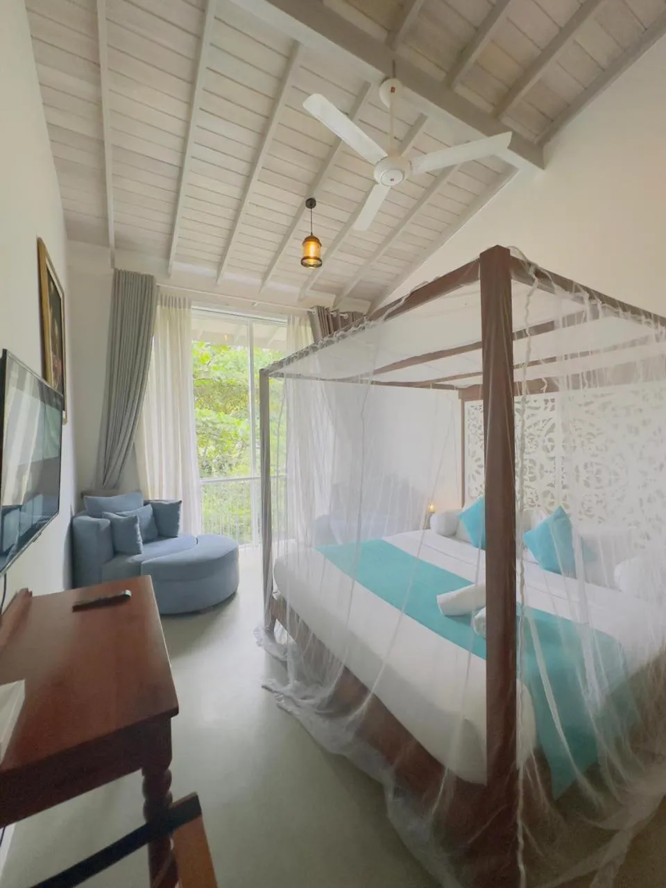 Bed in Angam Villas Colombo