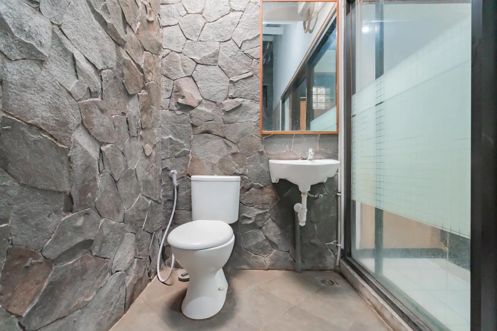 Bathroom in Imelda Residence Setrasari RedPartner