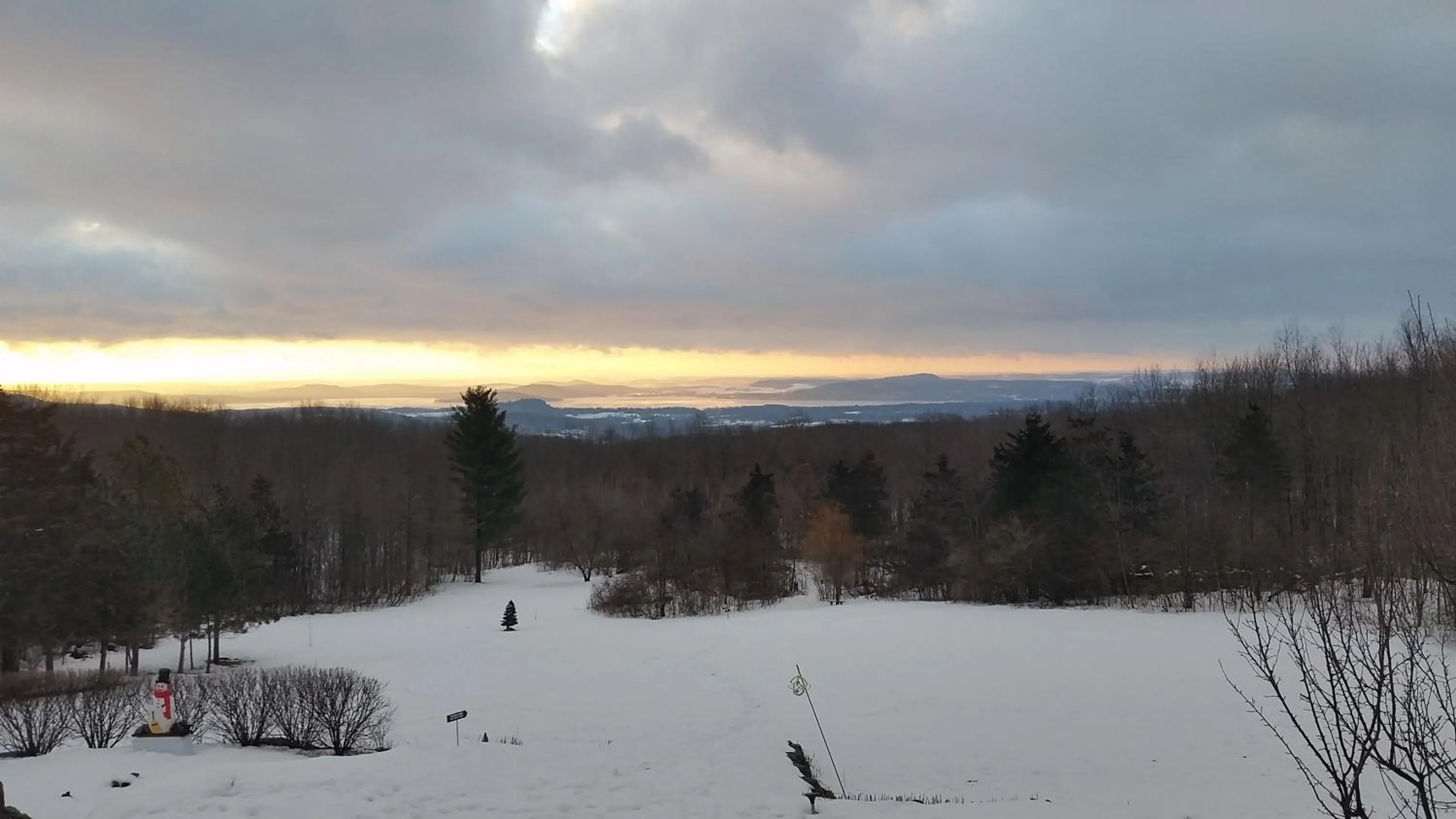 Winter in INN AT WAWANISSEE POINT