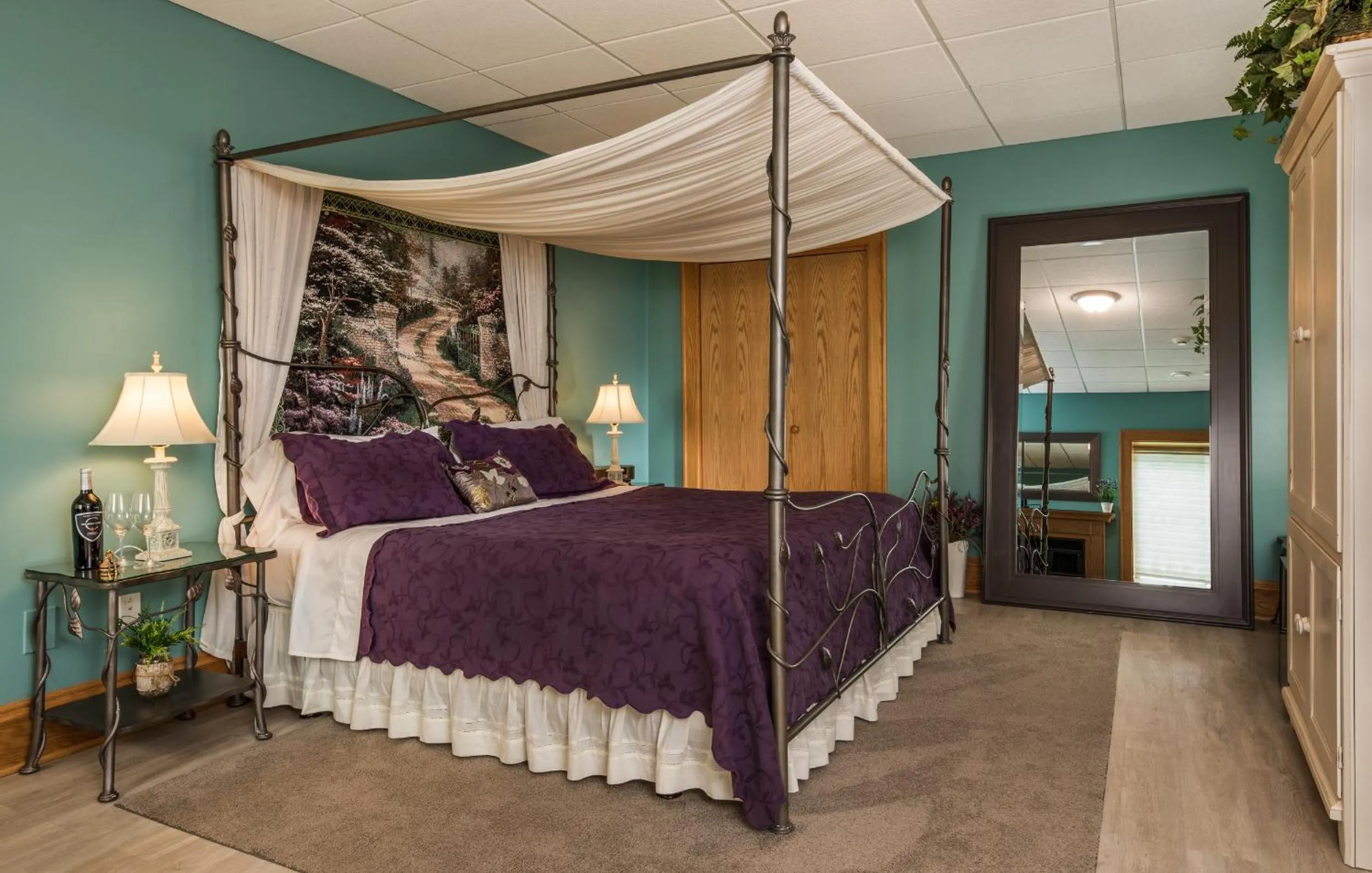 Bedroom in INN AT WAWANISSEE POINT