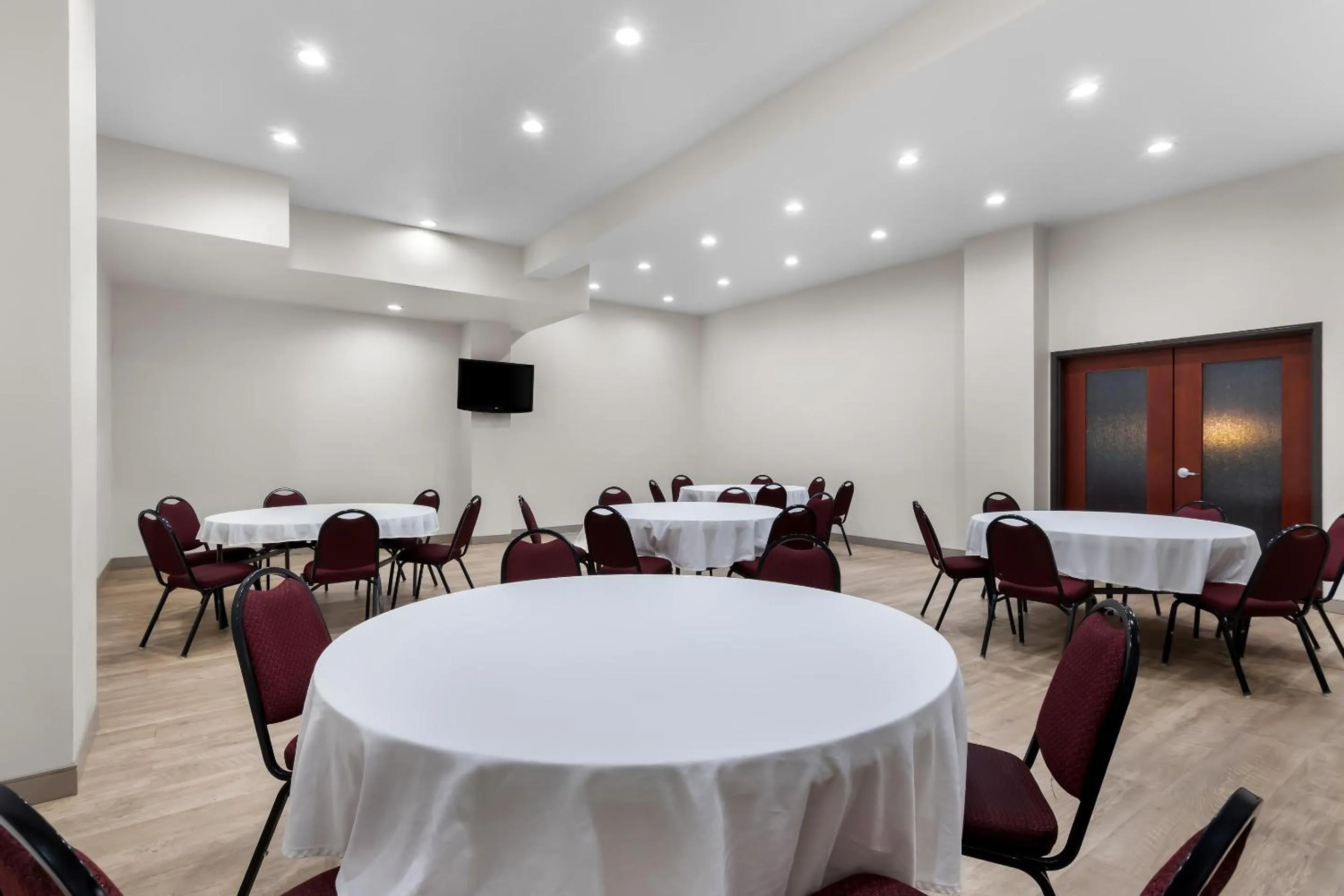Meeting/conference room in Comfort Suites Yukon - SW Oklahoma City