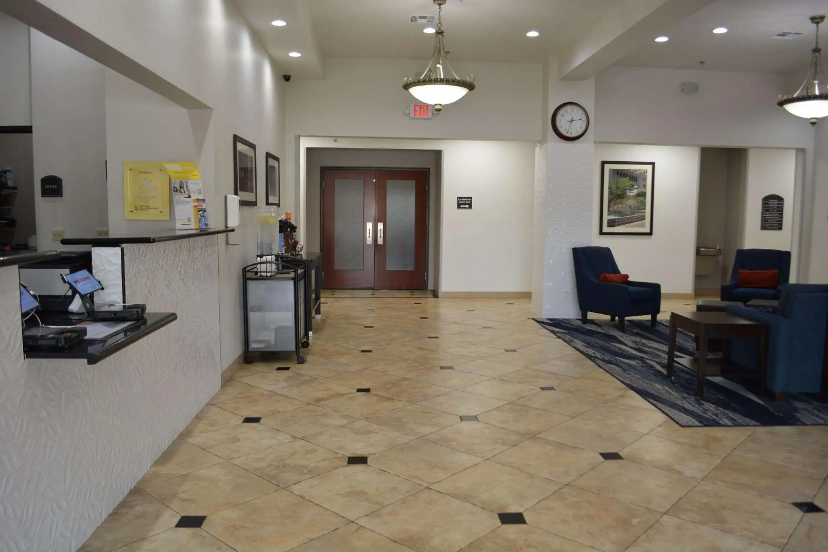 Lobby or reception in Comfort Suites Yukon - SW Oklahoma City Lobby or reception in Comfort Suites Yukon - SW Oklahoma City