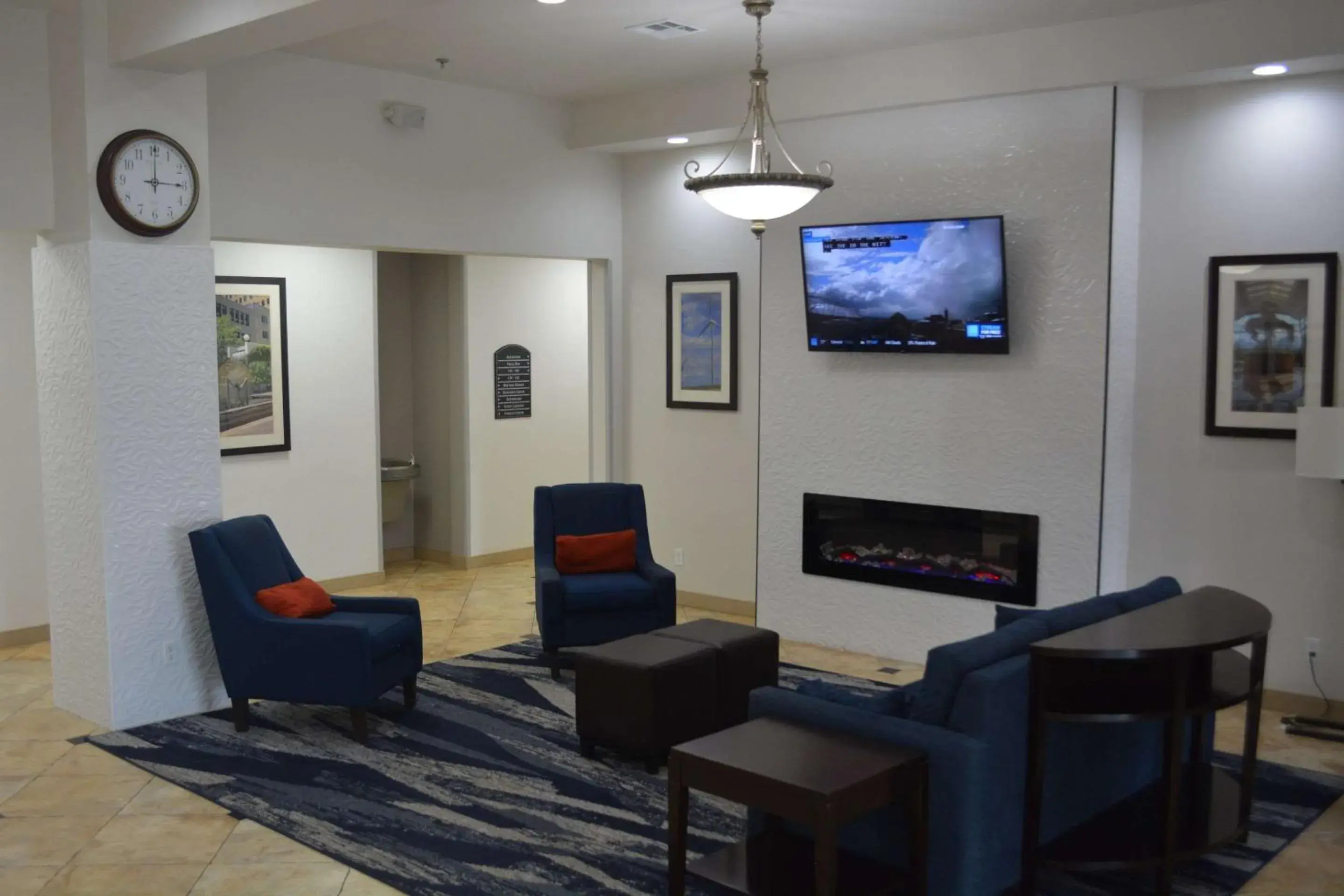 Lobby or reception in Comfort Suites Yukon - SW Oklahoma City Lobby or reception in Comfort Suites Yukon - SW Oklahoma City