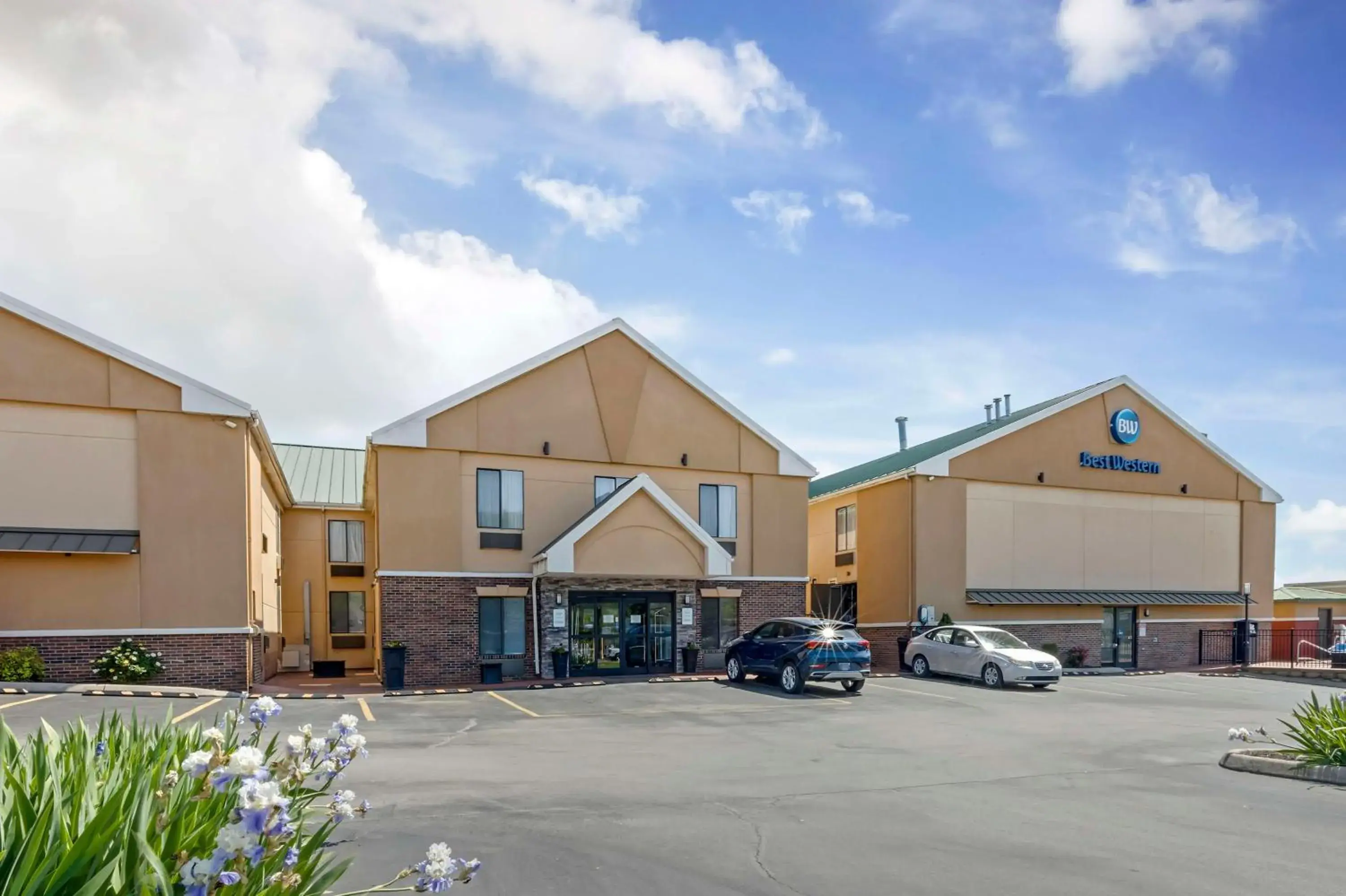 Property building in Best Western Kimball Inn Property building in Best Western Kimball Inn