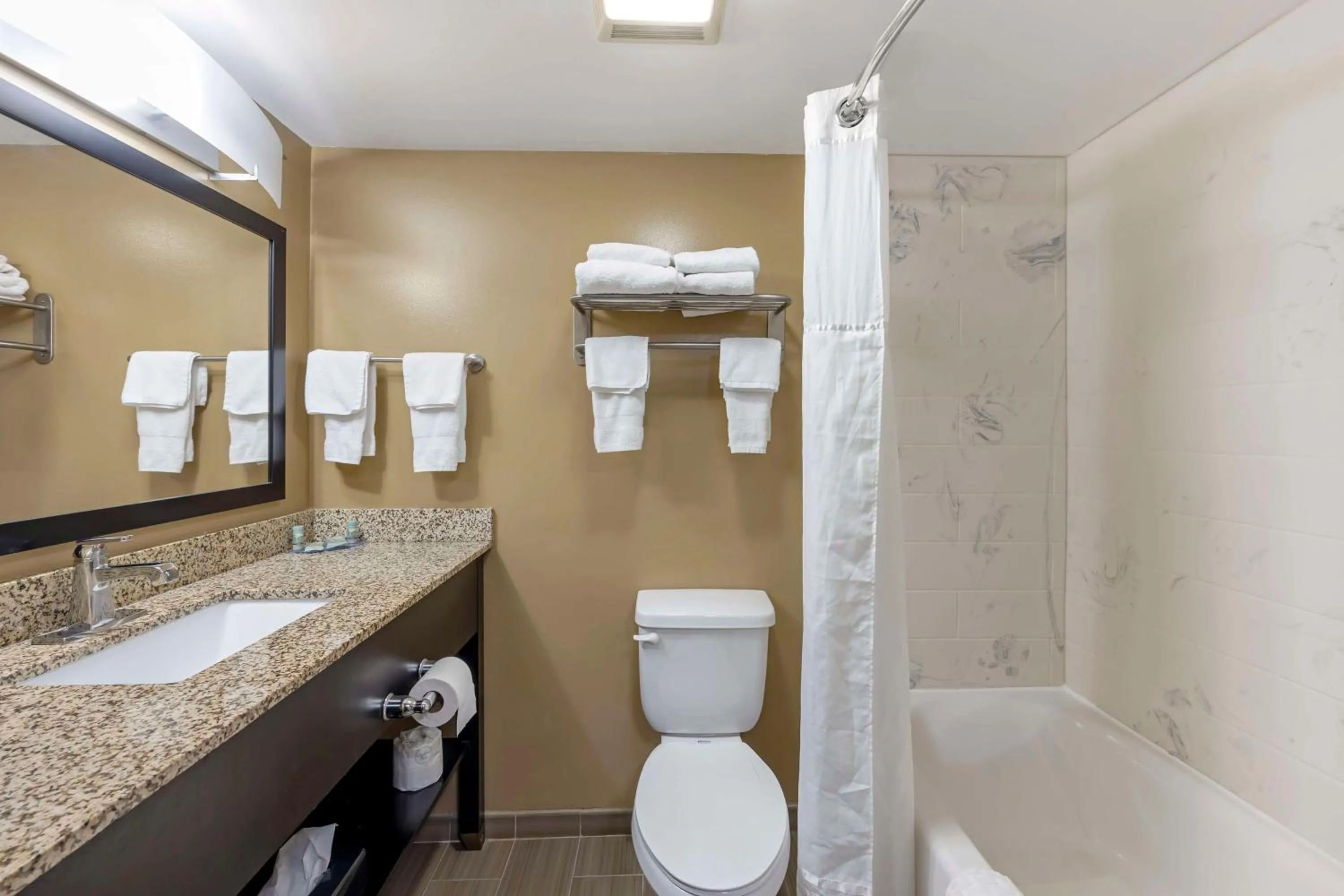 Bathroom in Best Western Kimball Inn