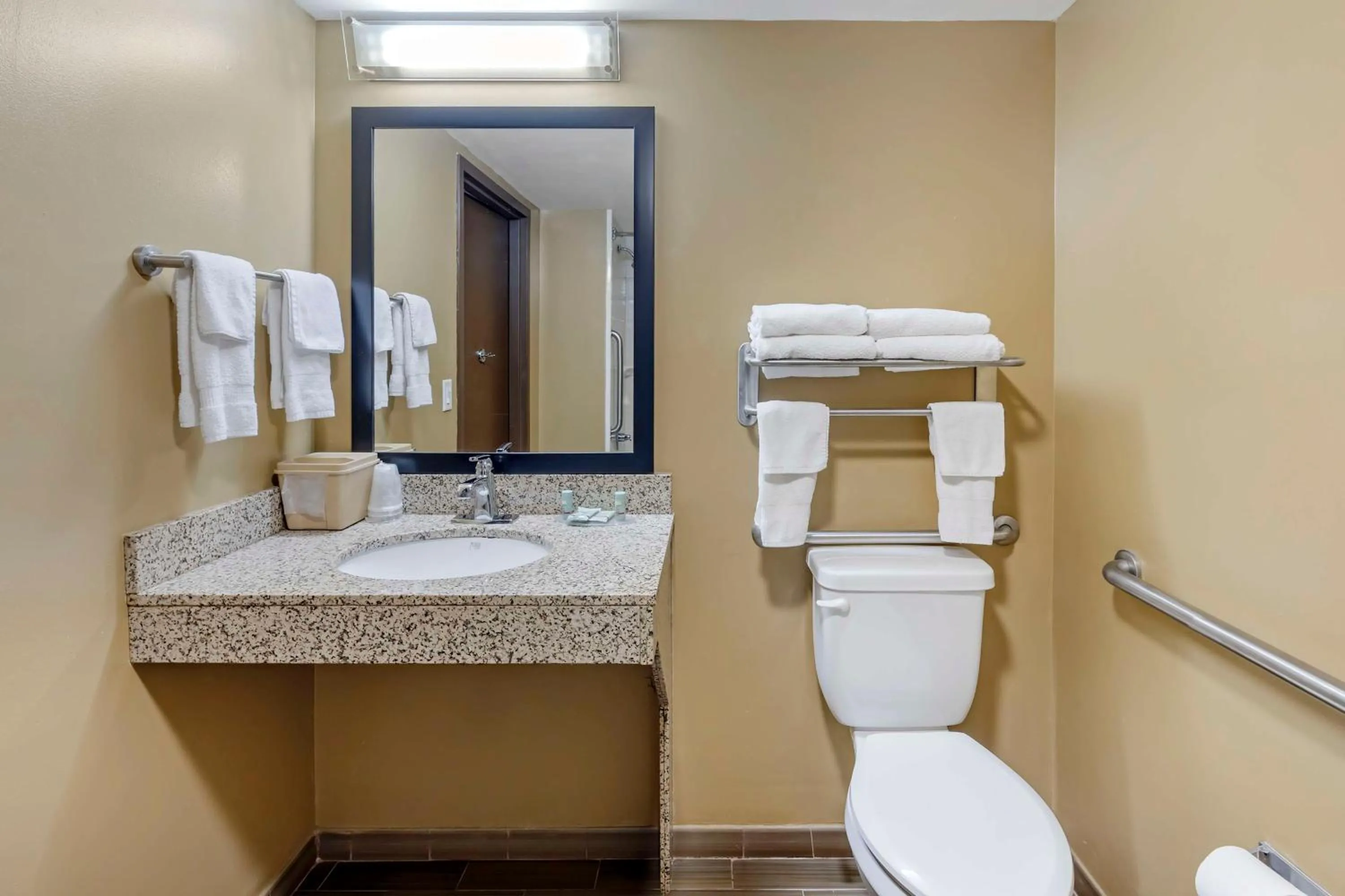 Bathroom in Best Western Kimball Inn