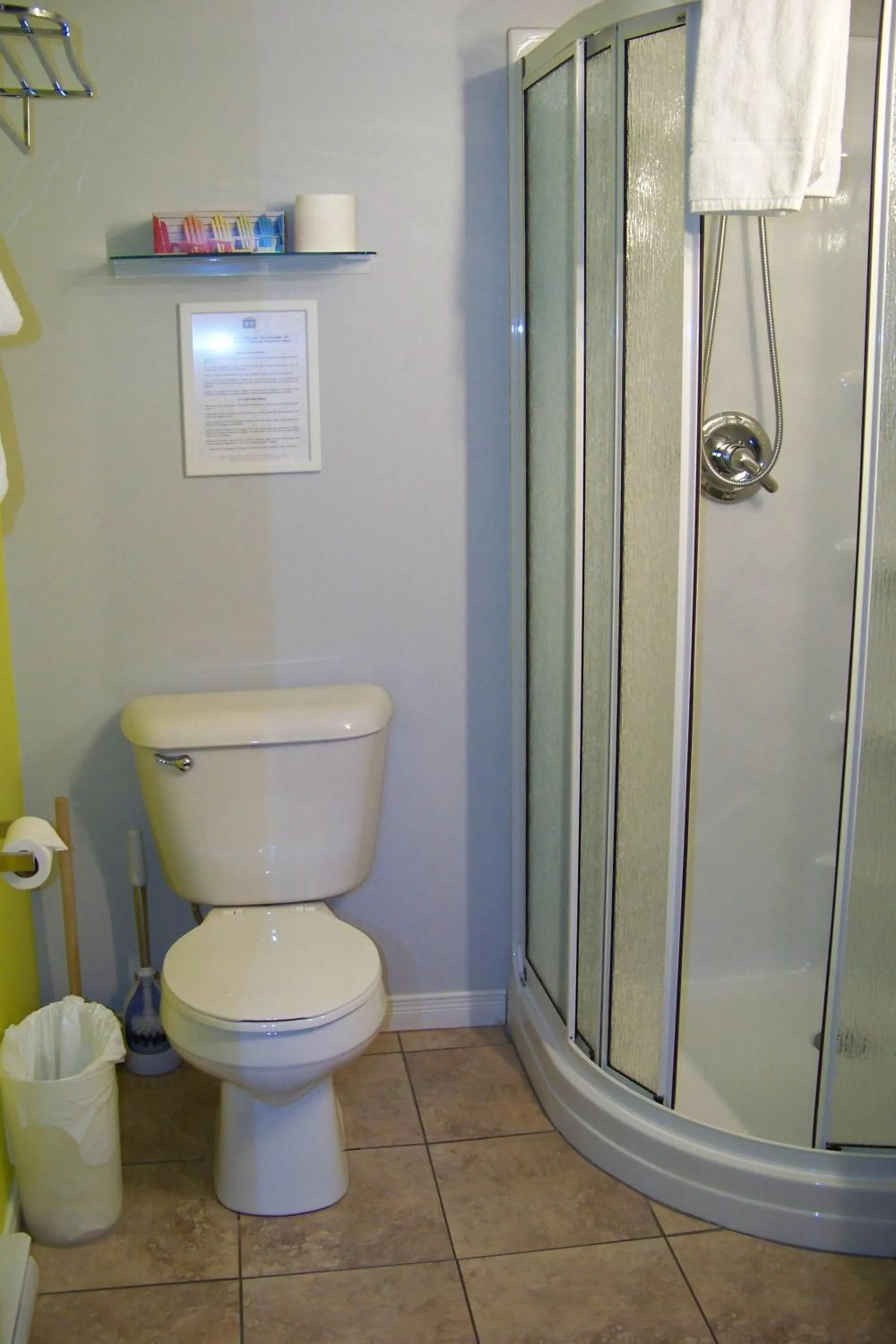 Shower in Auberge aux Deux Lions