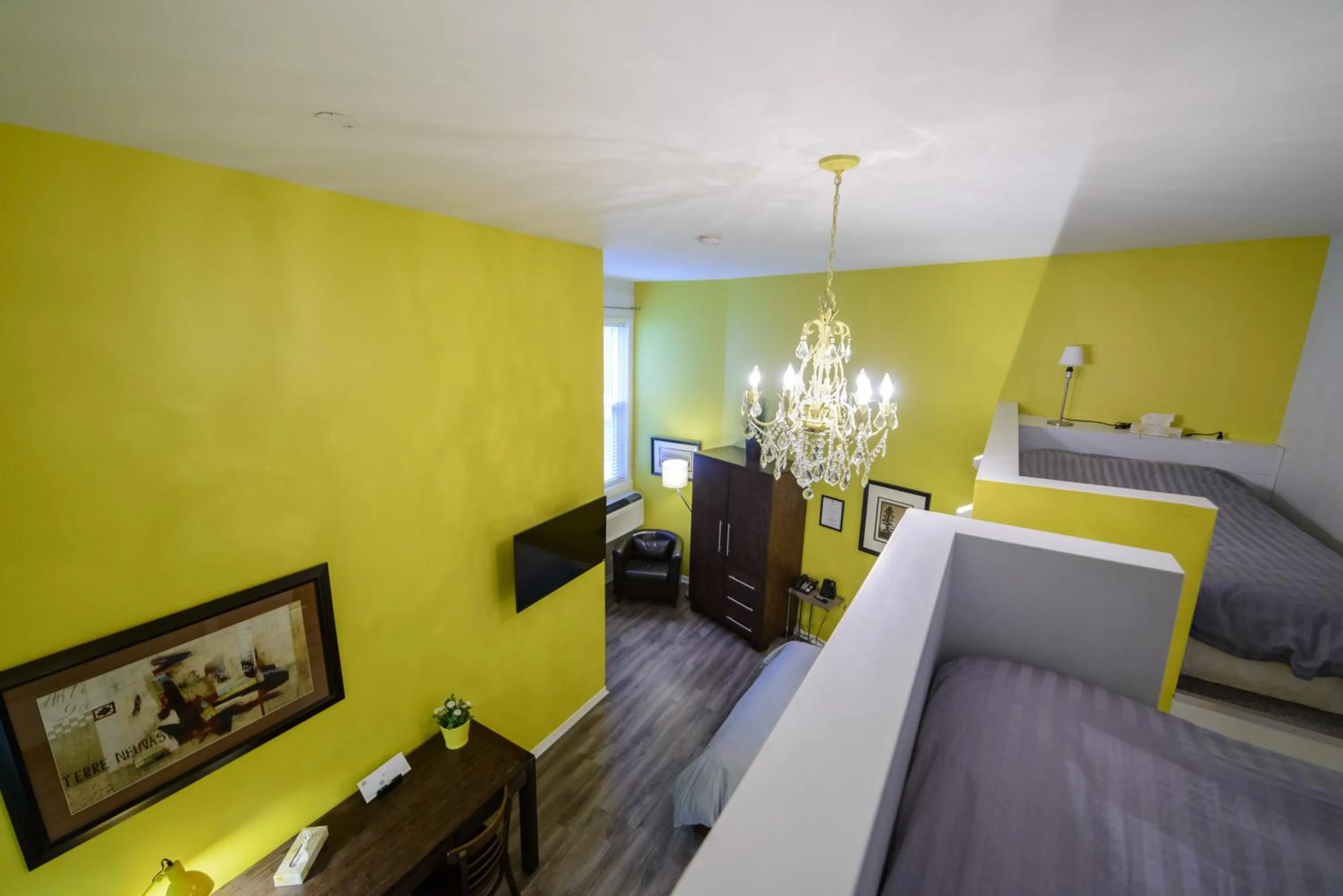 Bedroom, Bed in Auberge aux Deux Lions