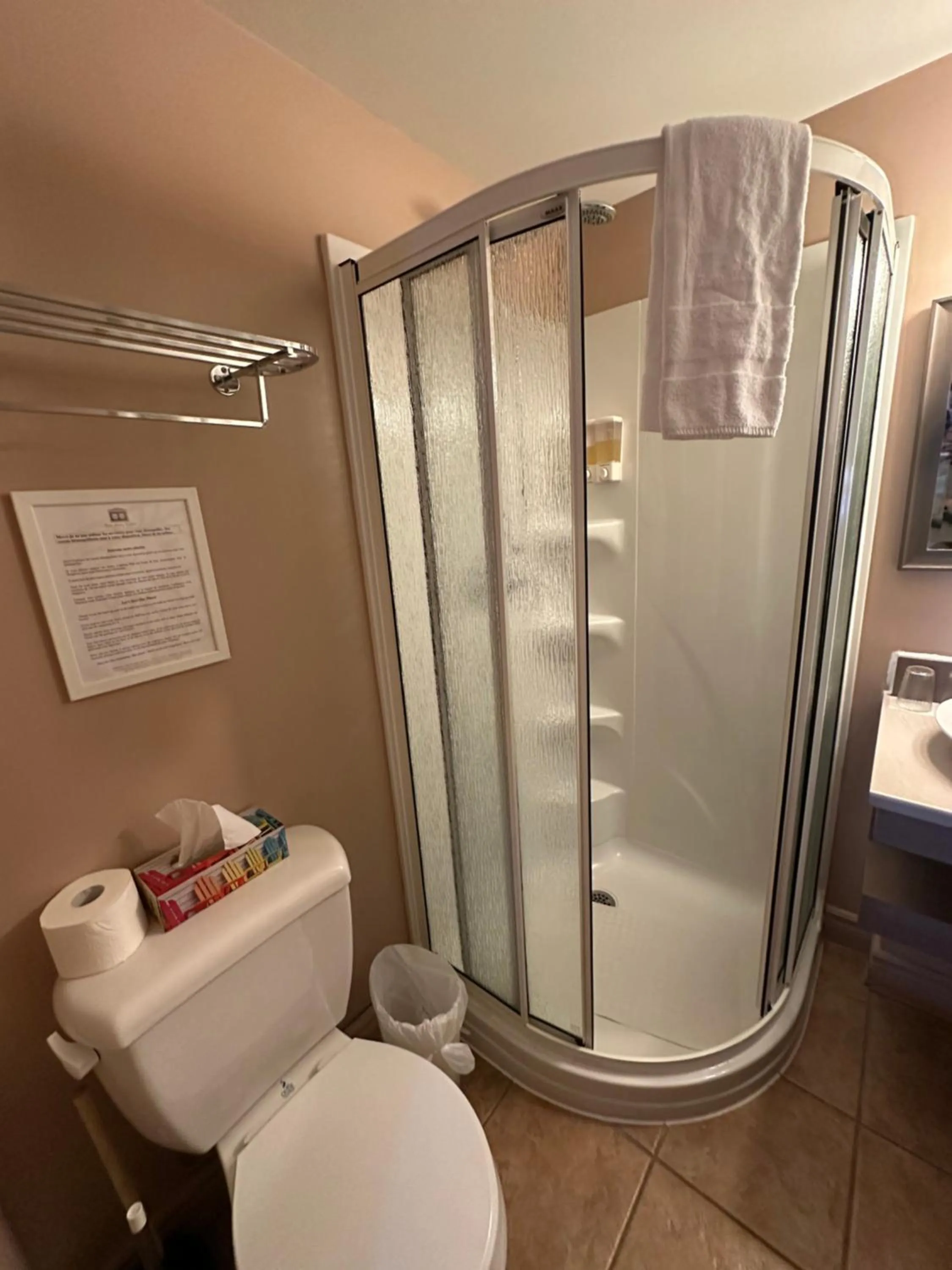 Bathroom in Auberge aux Deux Lions