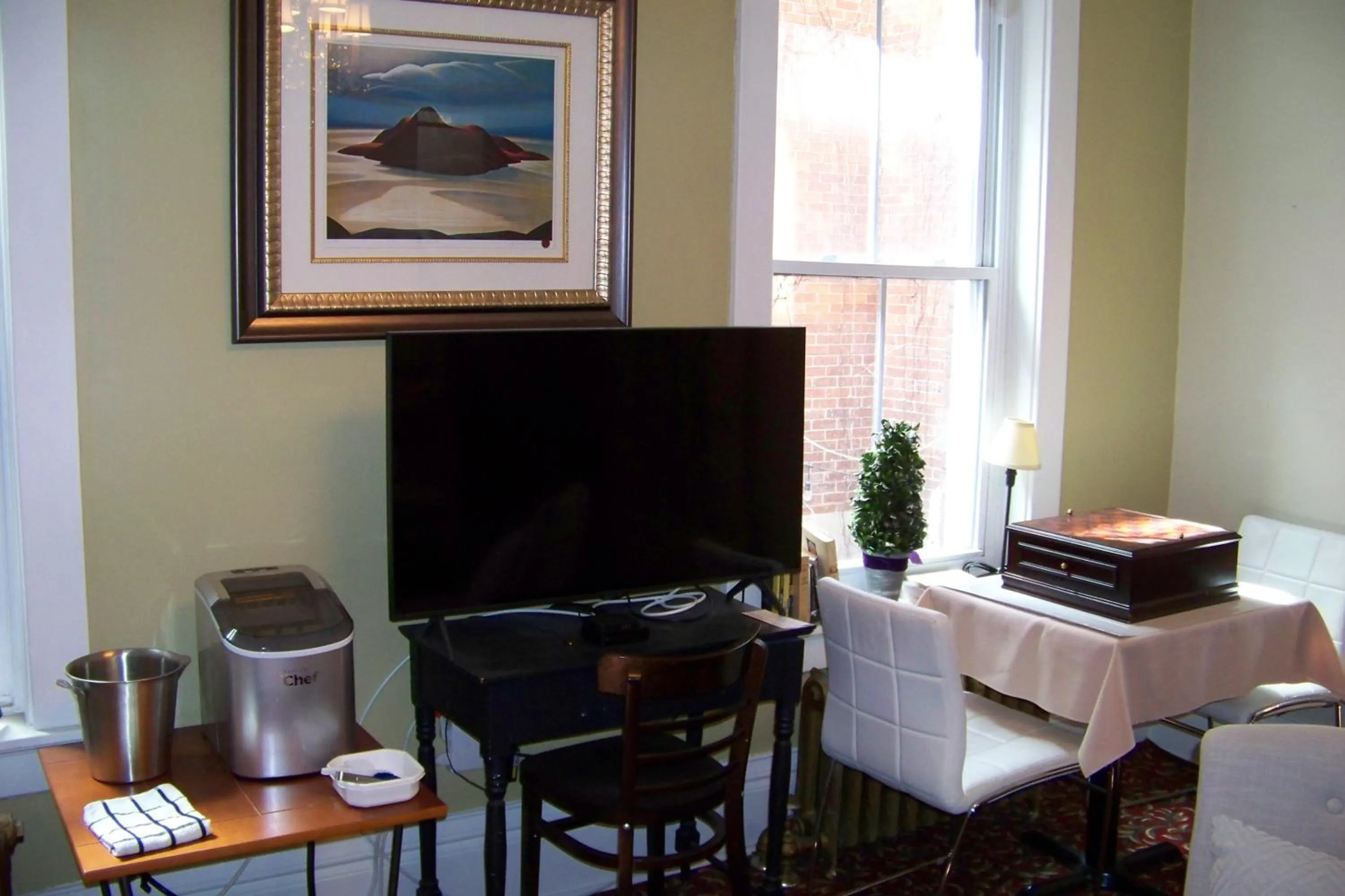 TV and multimedia in Auberge aux Deux Lions