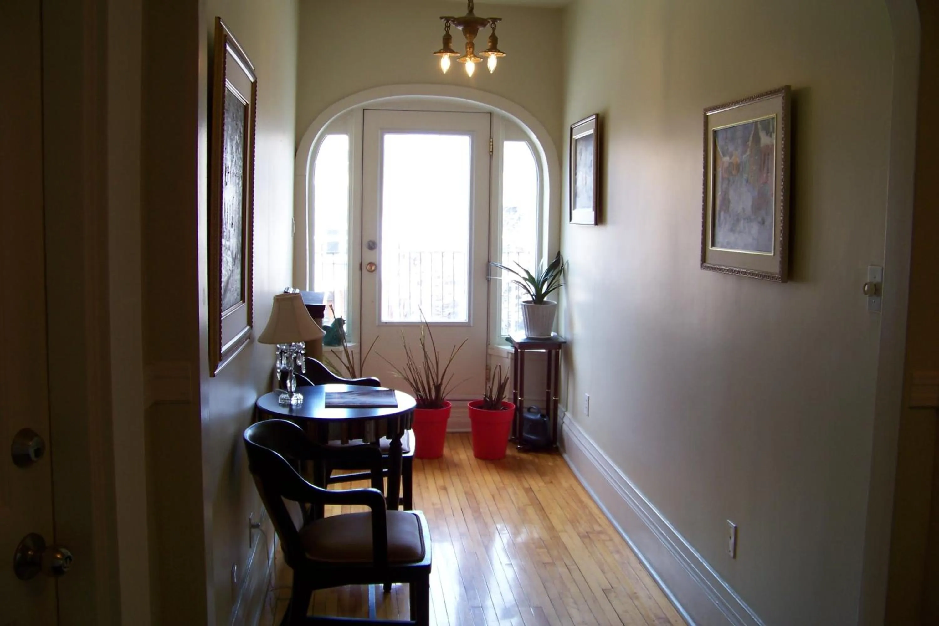 Seating area in Auberge aux Deux Lions