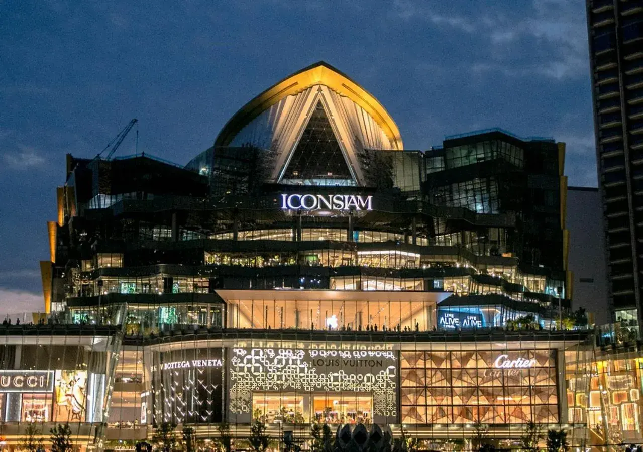 Property building in The Cosy River Property building in The Cosy River