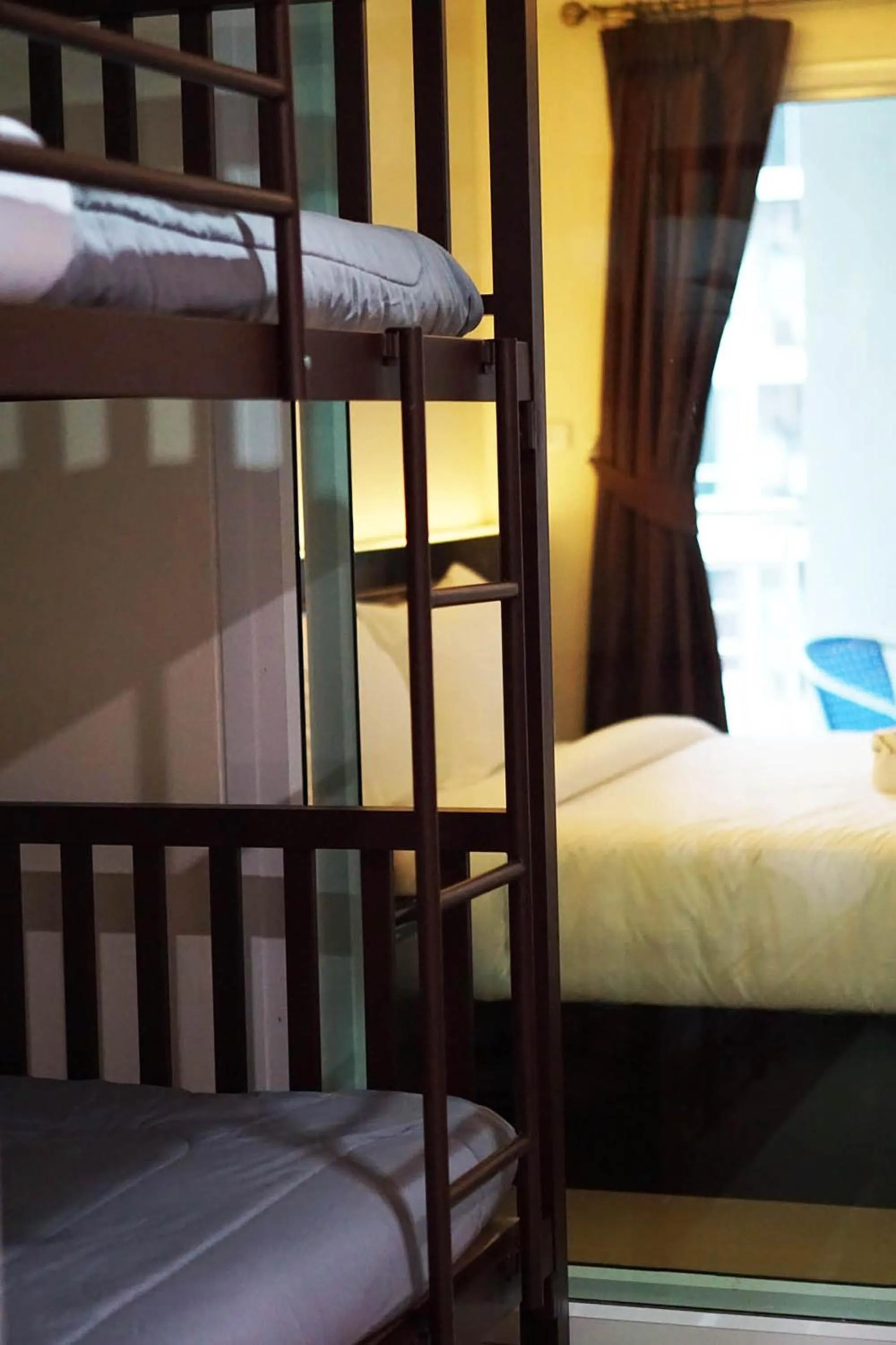 Bed in The Cosy River