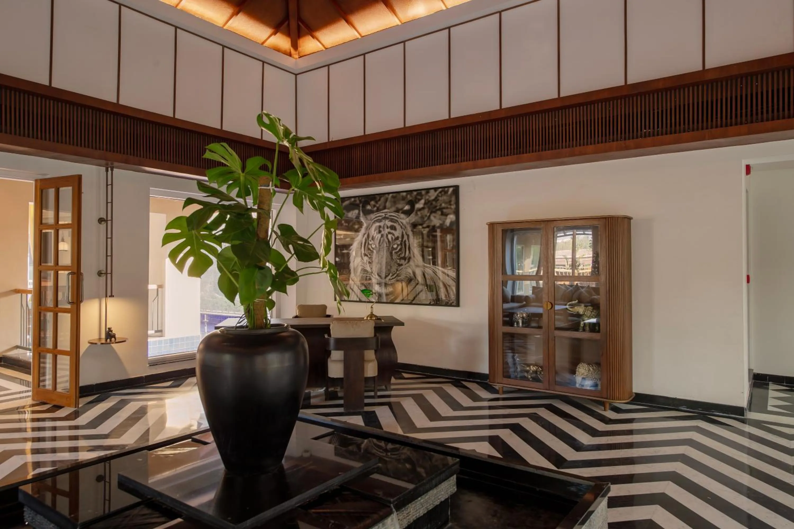 Lobby or reception in Taj Sawai,Ranthambore