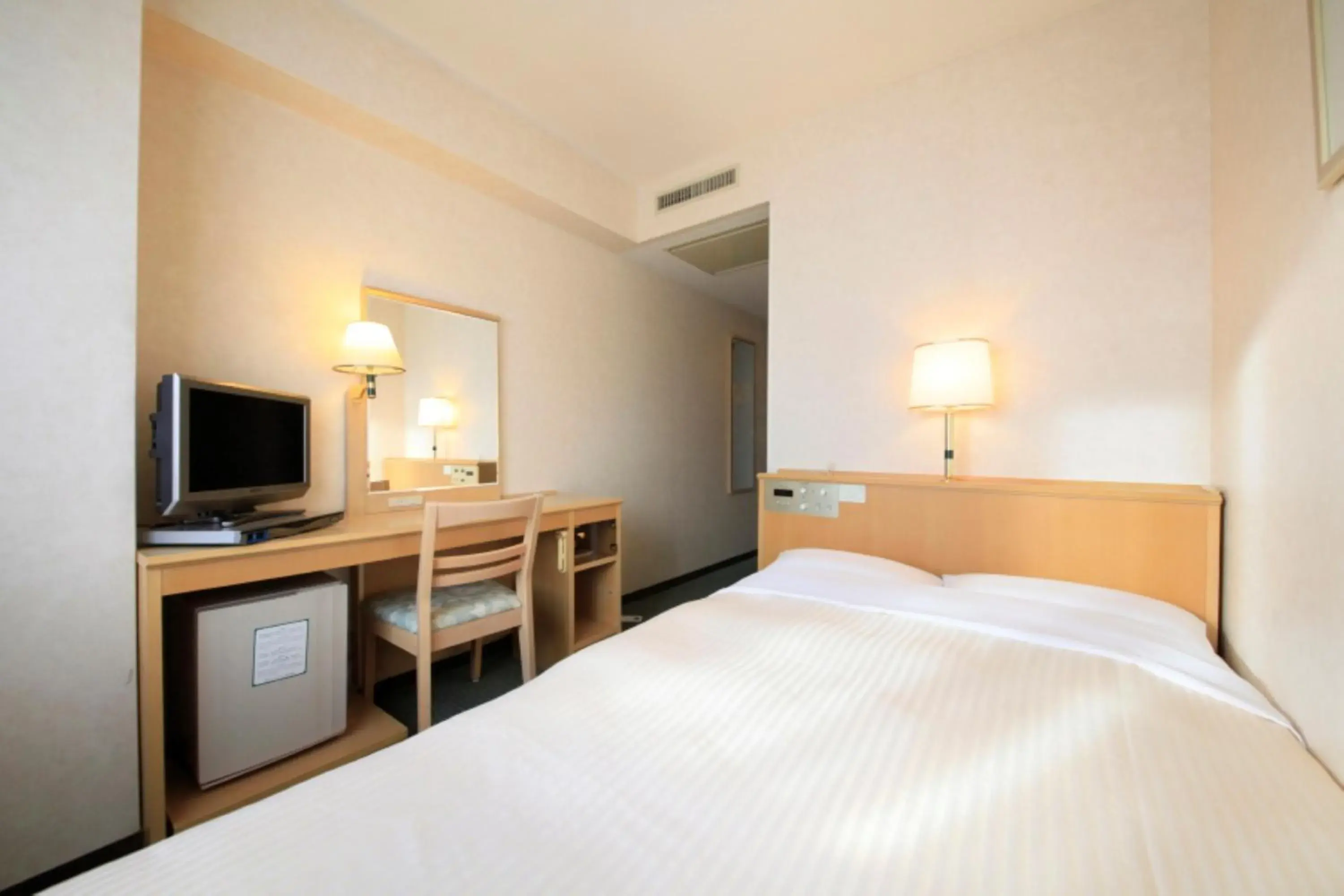 Photo of the whole room, Bed in Kofu Washington Hotel Plaza Photo of the whole room, Bed in Kofu Washington Hotel Plaza