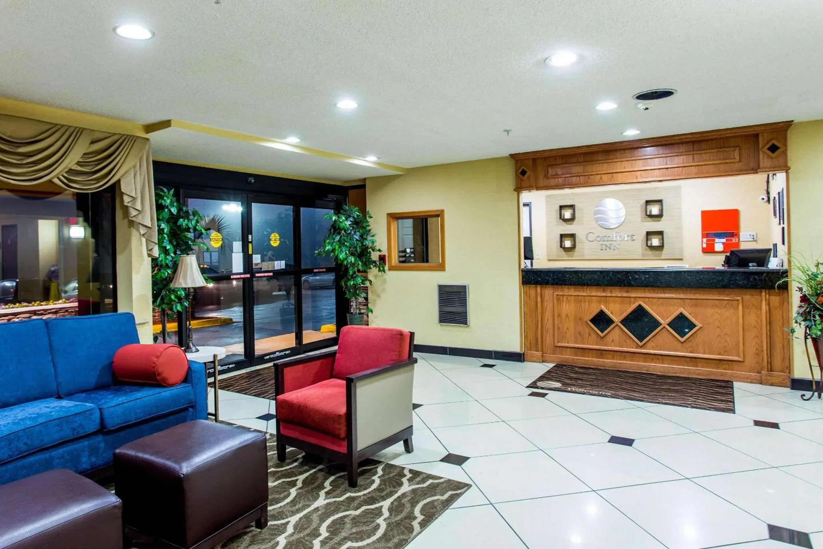 Lobby or reception in Comfort Inn Columbia West Lobby or reception in Comfort Inn Columbia West