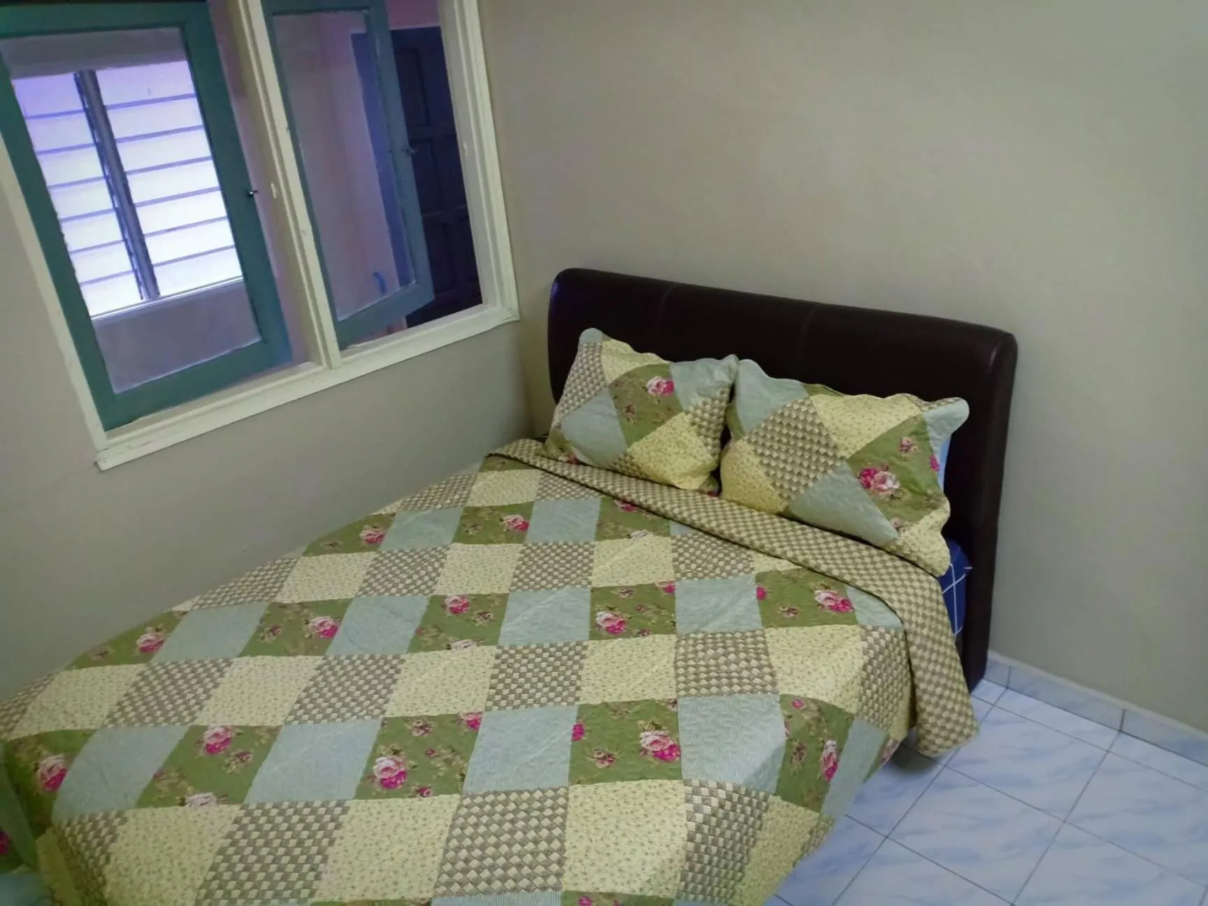 Bed in Homestay Sejati