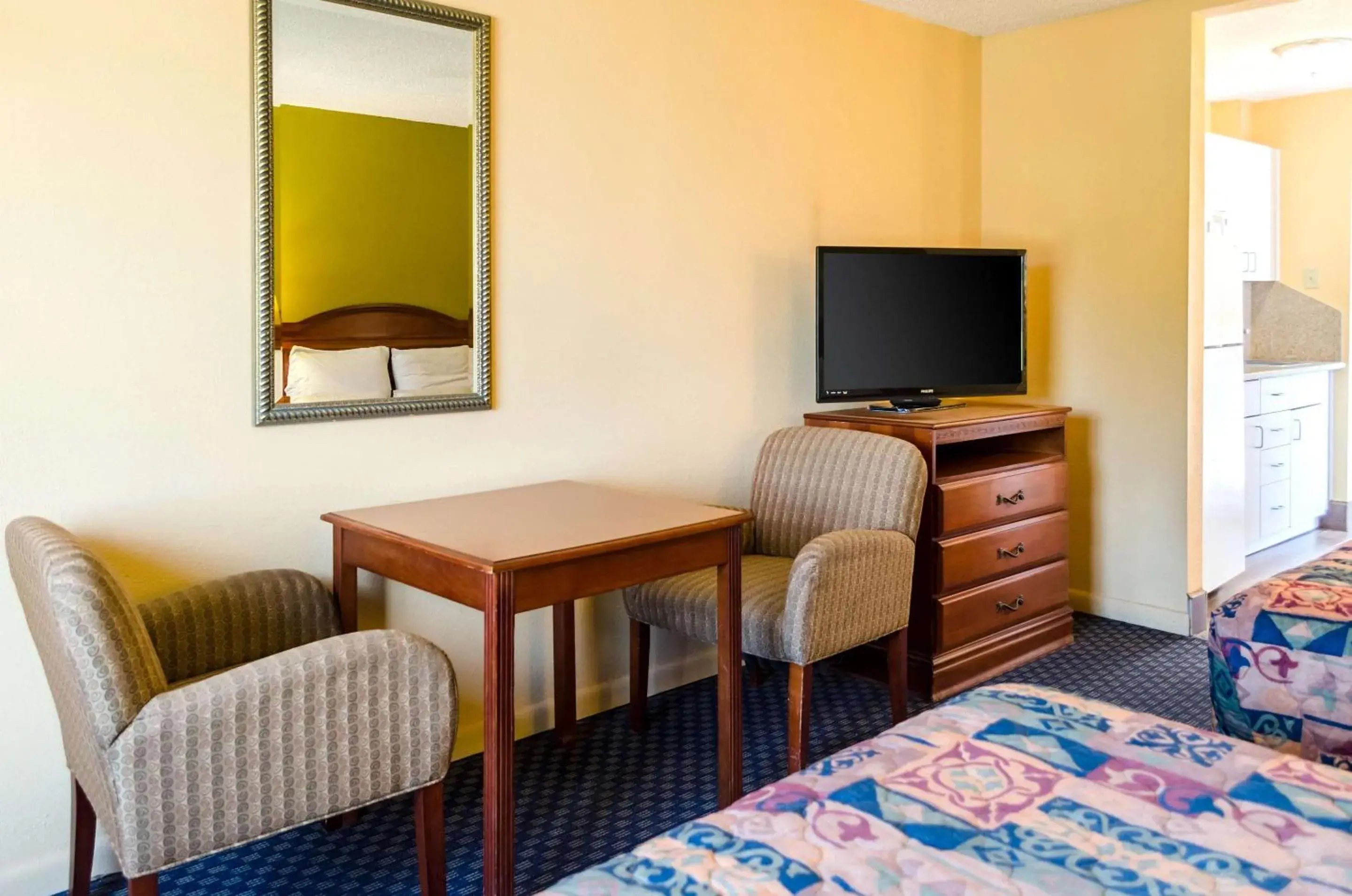 Bedroom, Bed in Rodeway Inn Vicksburg Bedroom, Bed in Rodeway Inn Vicksburg