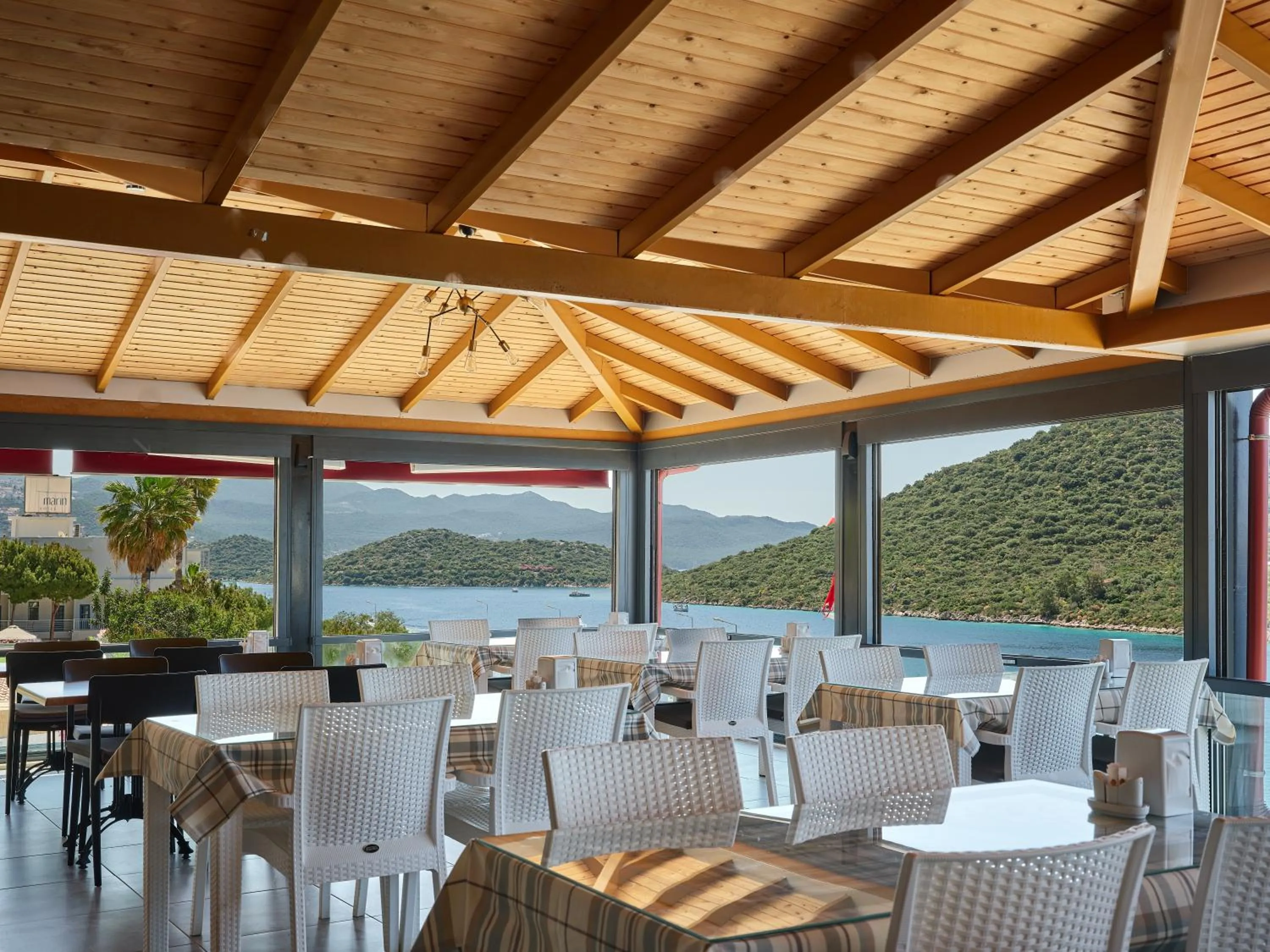 Restaurant/places to eat in Kaş Köy Hotel