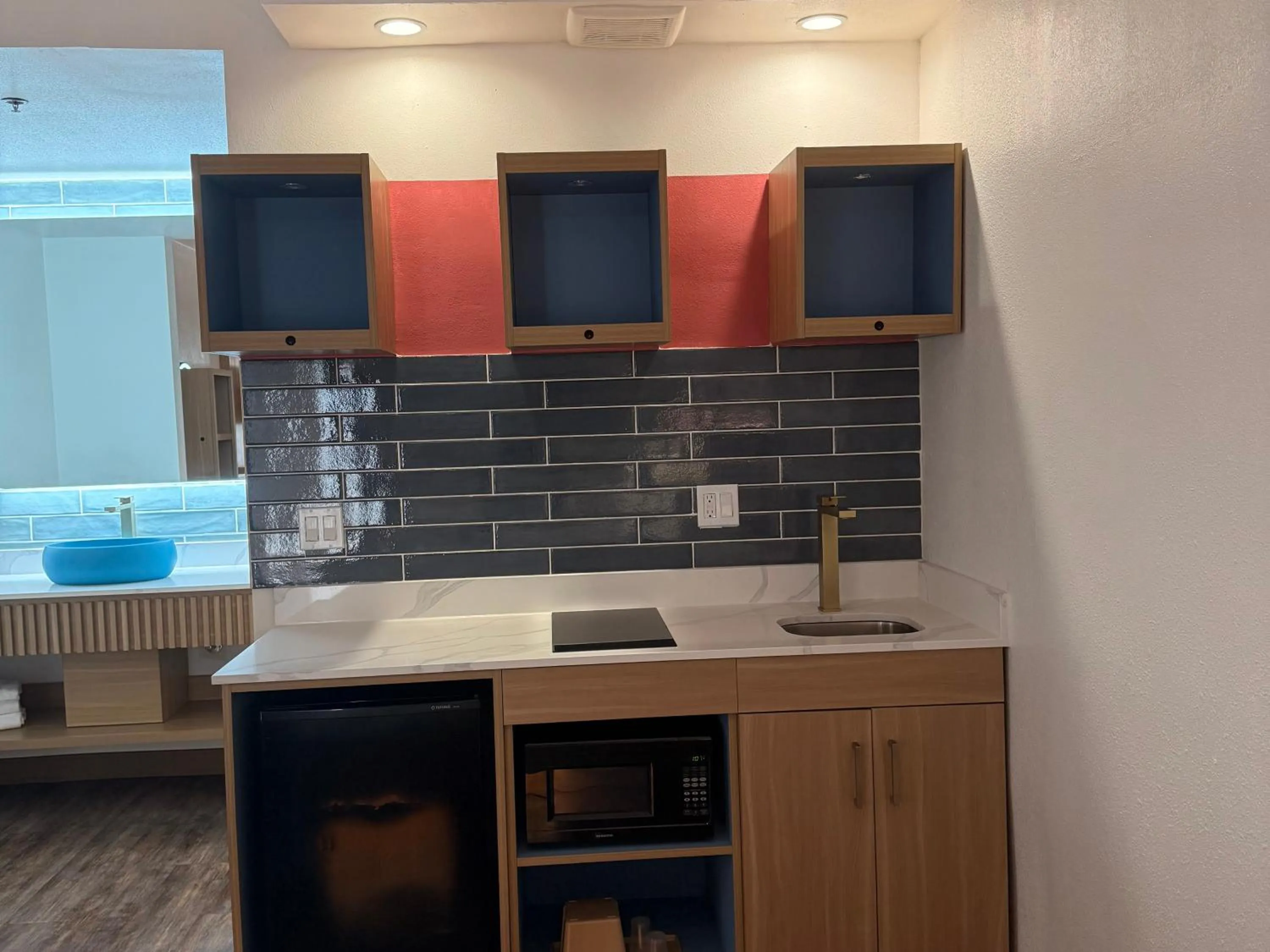 Kitchen or kitchenette in Rodeway Inn Encinitas North