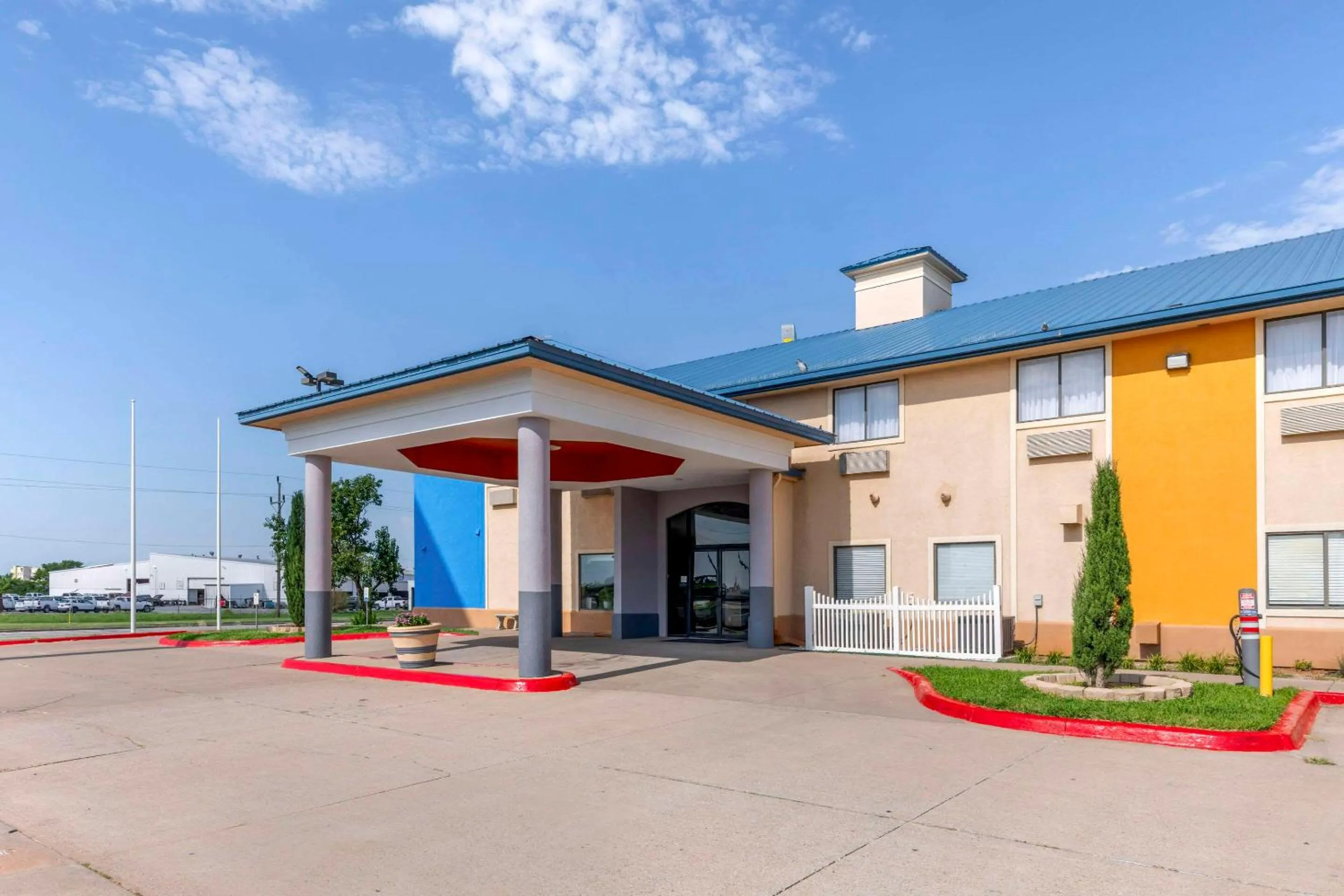 Property building in Quality Inn & Suites Wichita Falls I-44