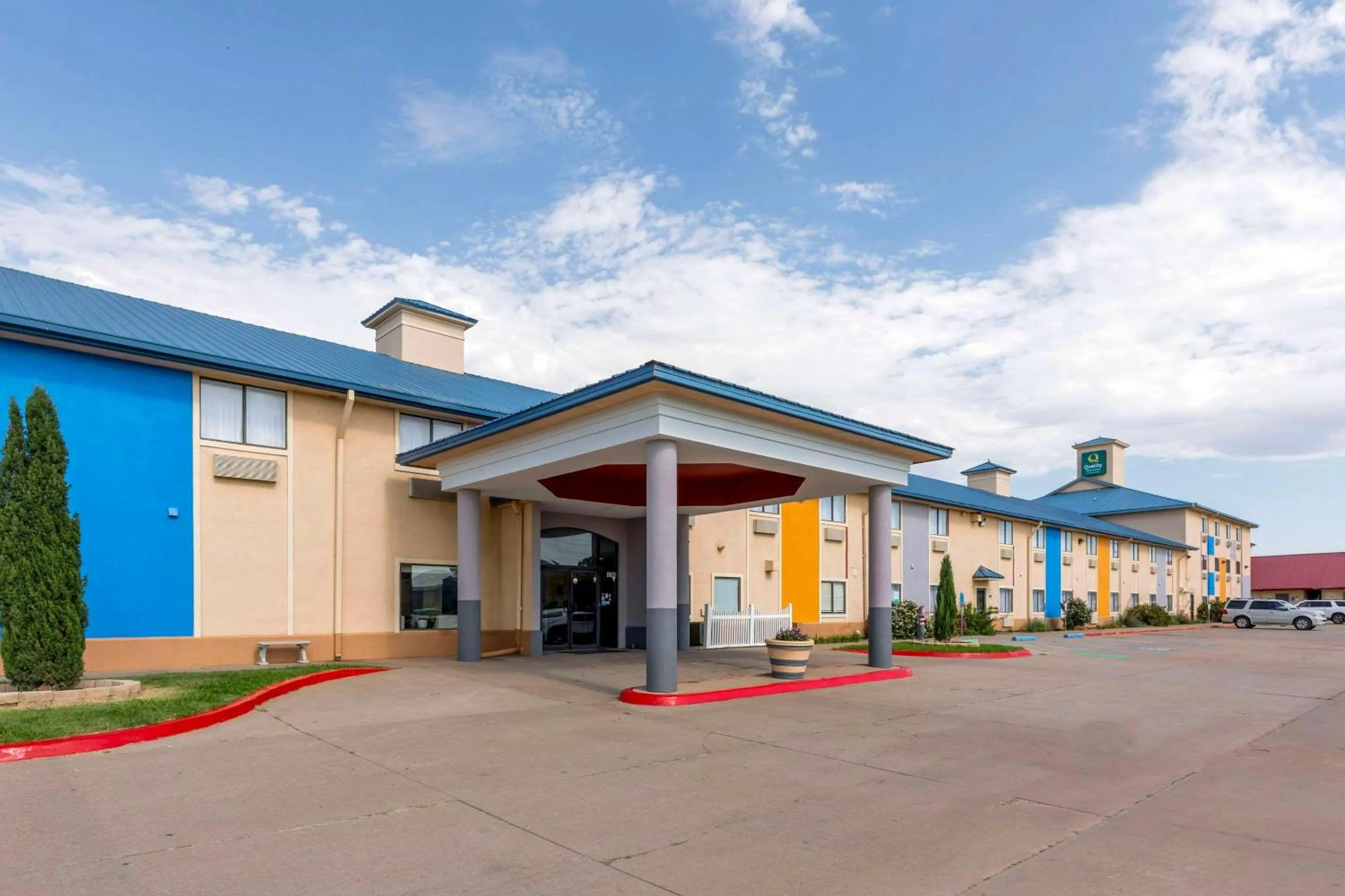 Property building in Quality Inn & Suites Wichita Falls I-44
