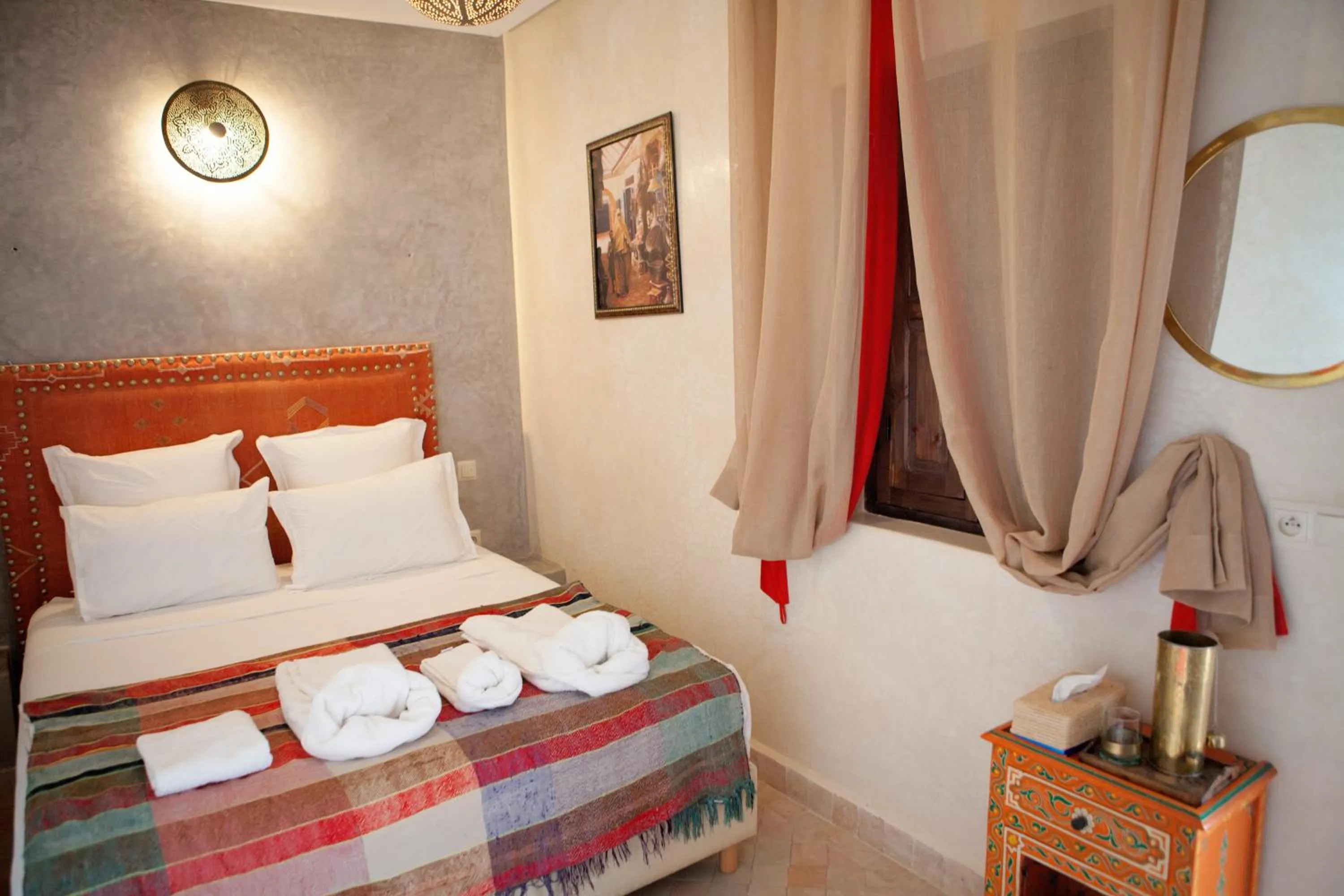 Photo of the whole room, Bed in Riad Achwaq