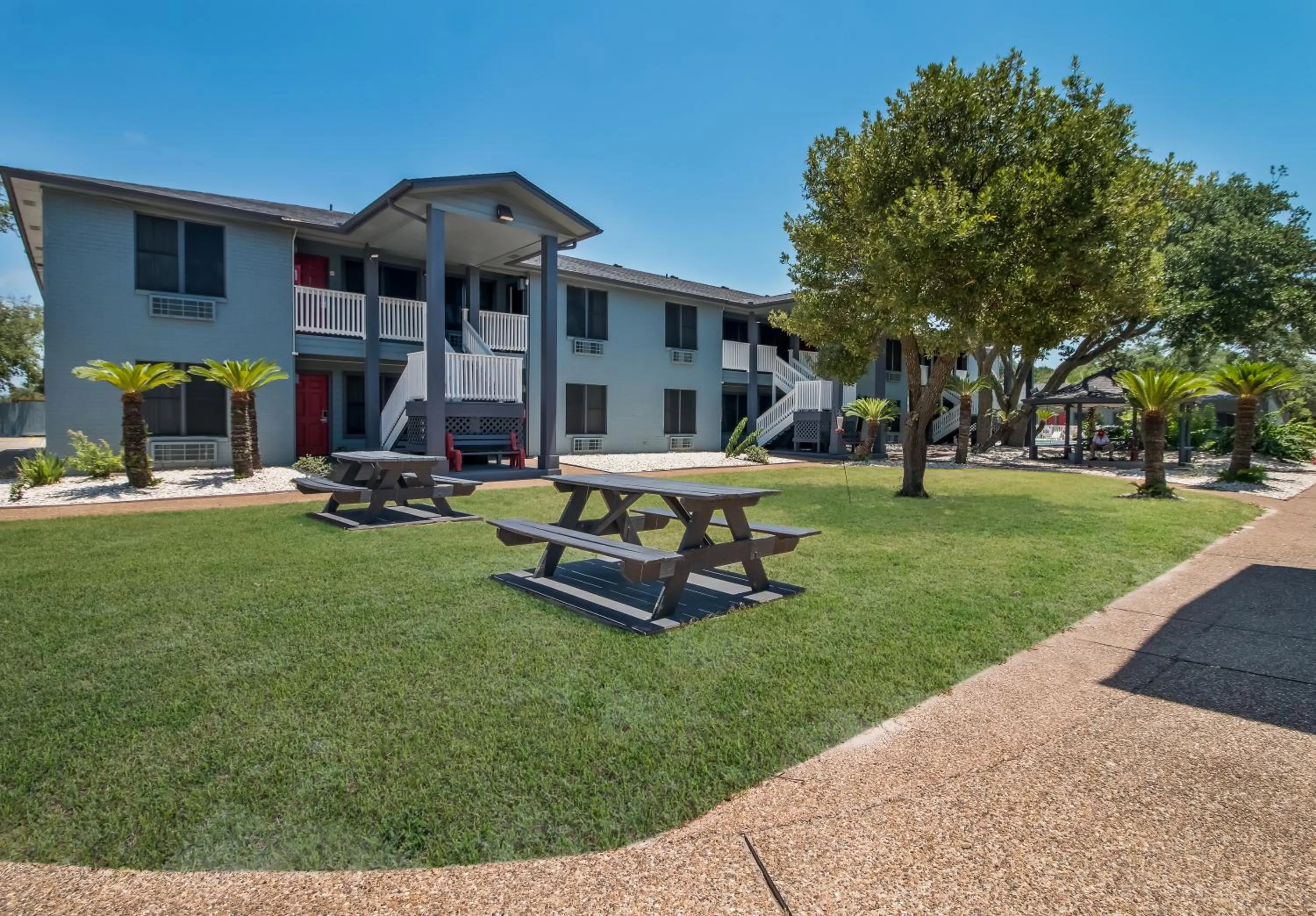 Property building in Econo Lodge Inn & Suites Fulton - Rockport