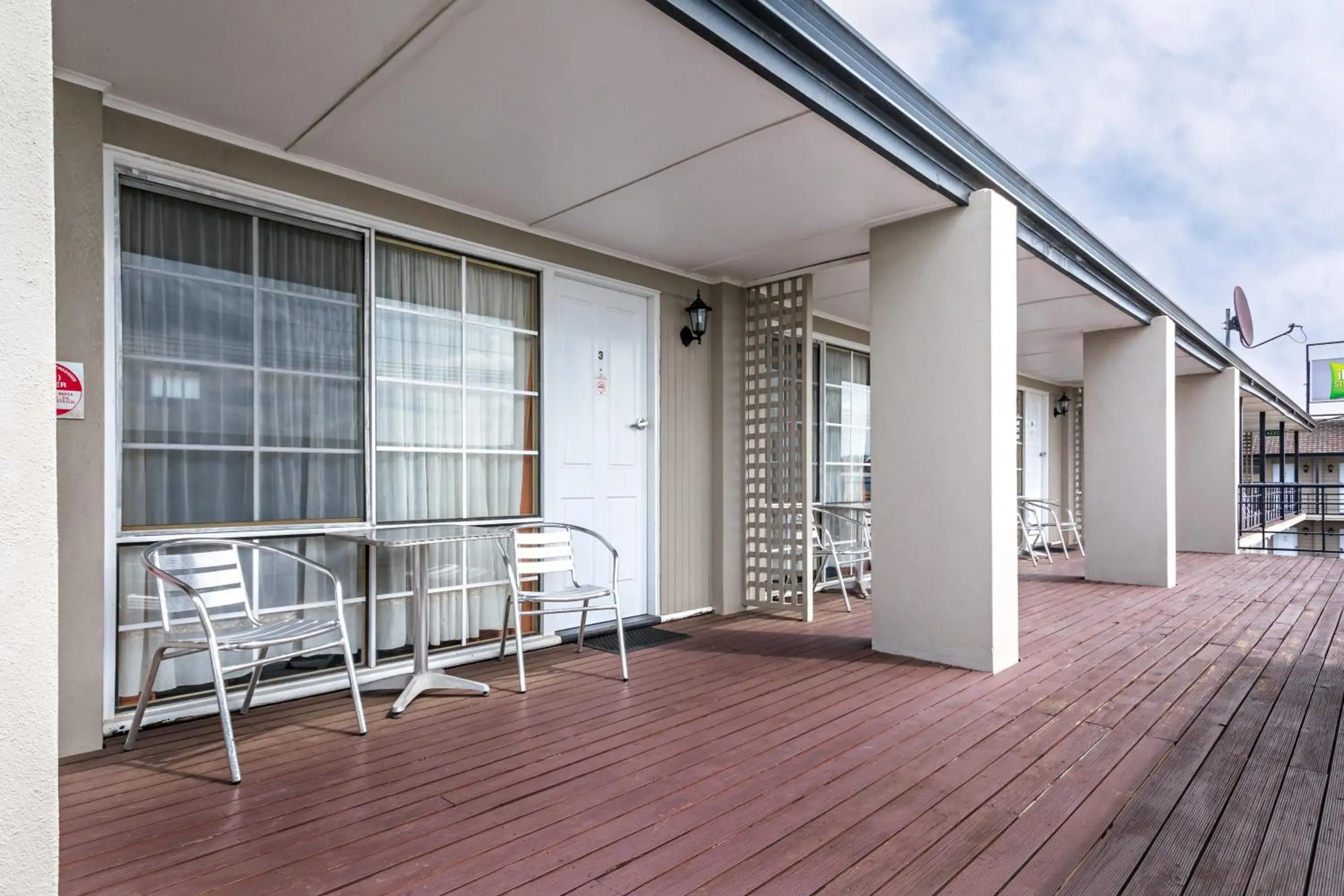Standard Double Room in ibis Styles Albany Standard Double Room in ibis Styles Albany