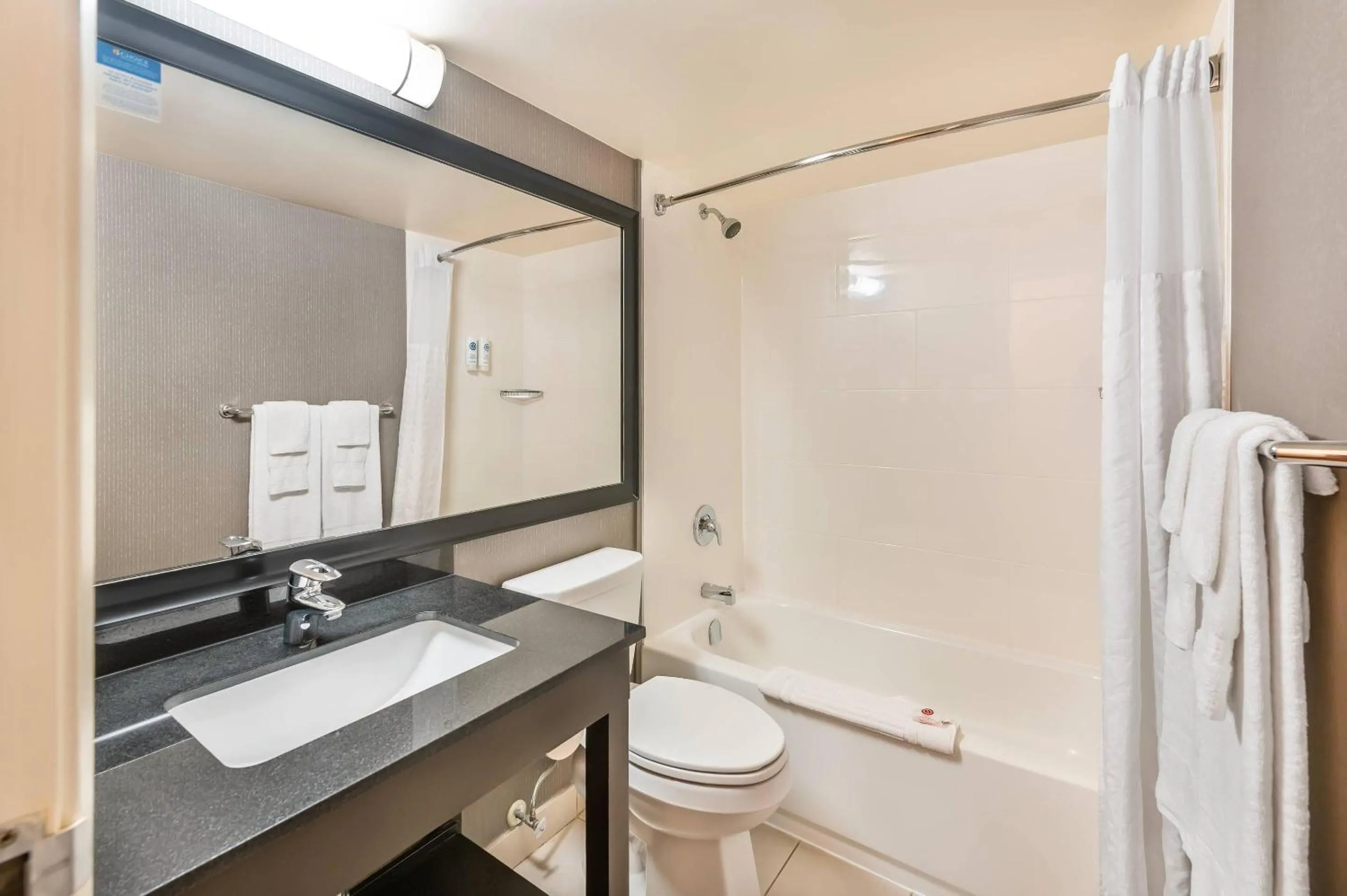 Bedroom in Comfort Inn