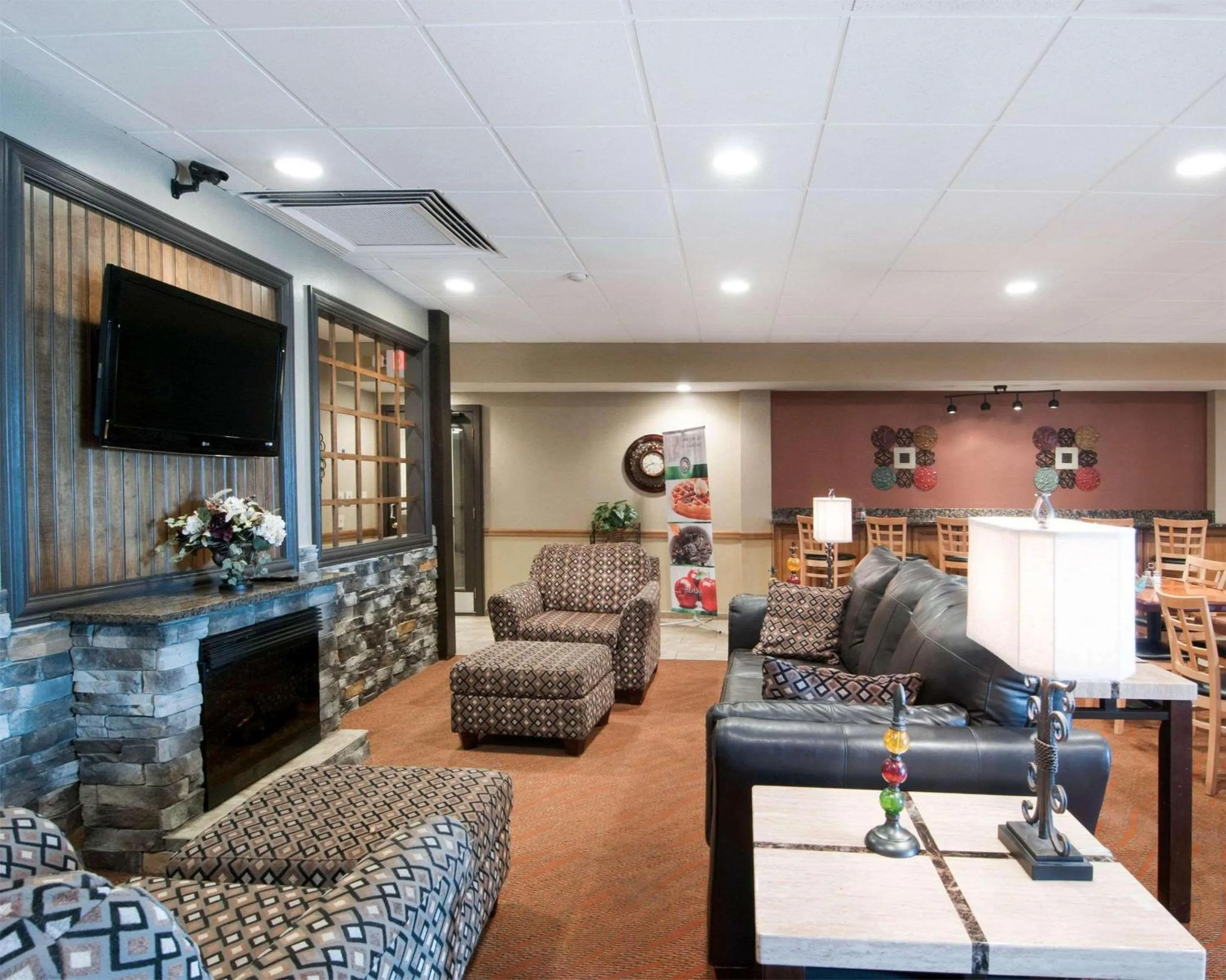 Restaurant/places to eat in Quality Inn Beckley