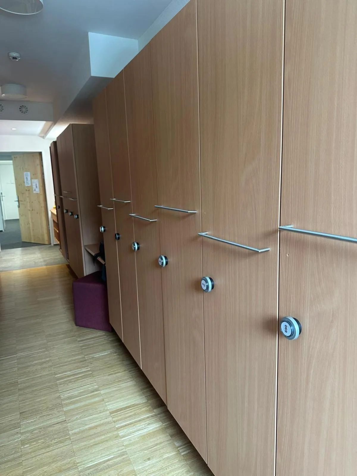 wardrobe in Hotel Espen