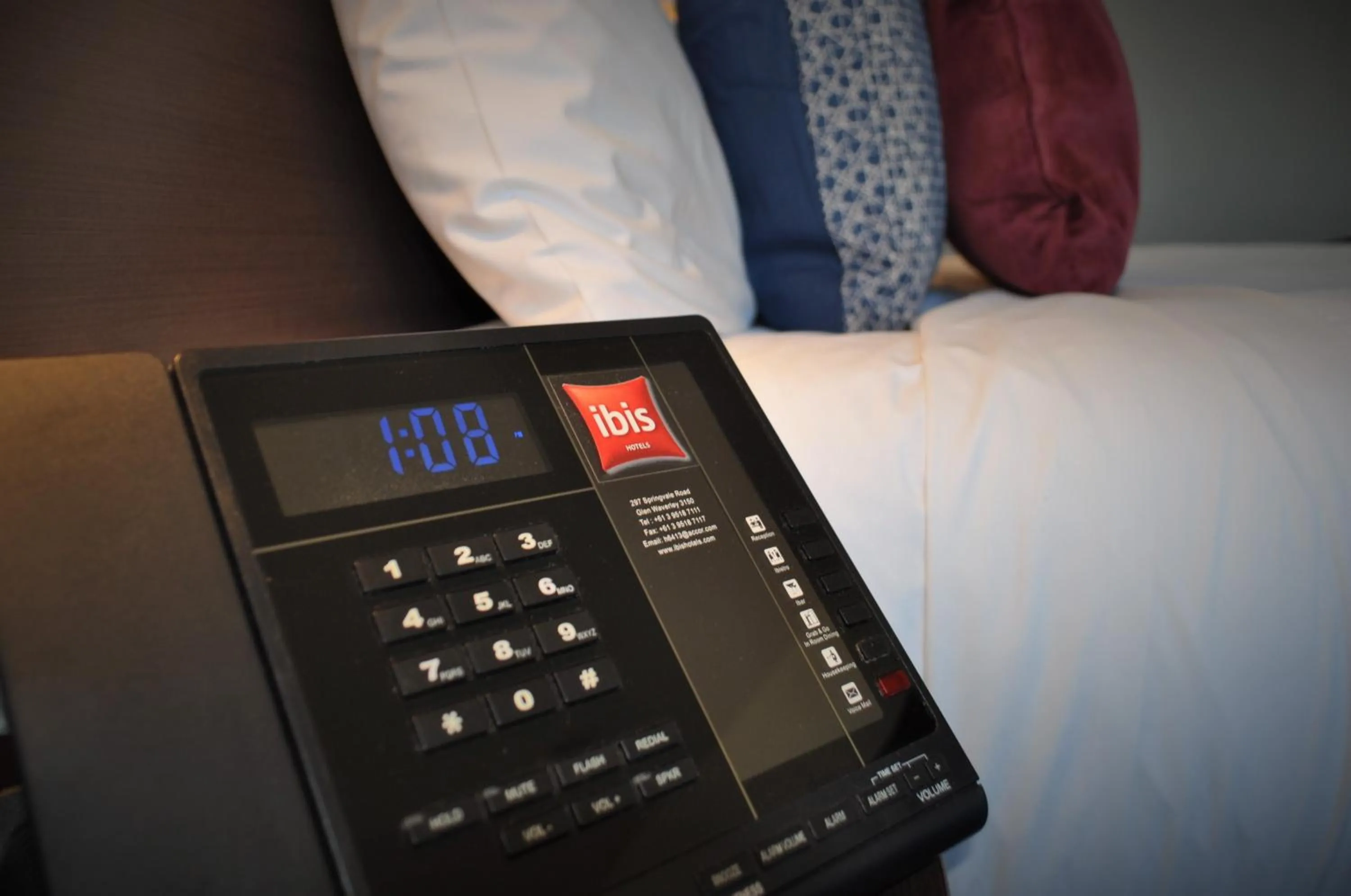 Decorative detail, Bed in ibis Melbourne - Glen Waverley