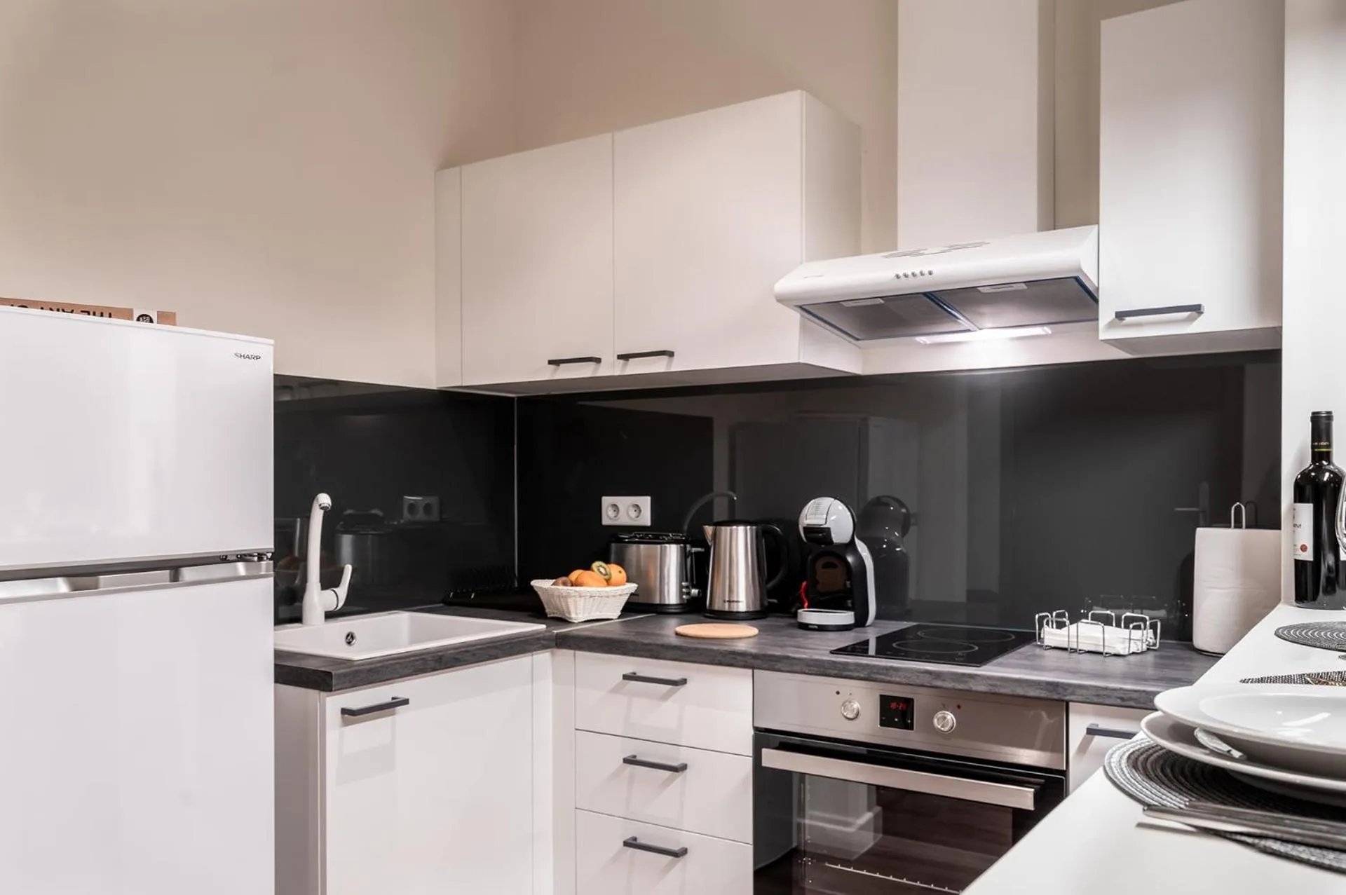 Kitchen or kitchenette in Urban Nest - Suites & Apartments