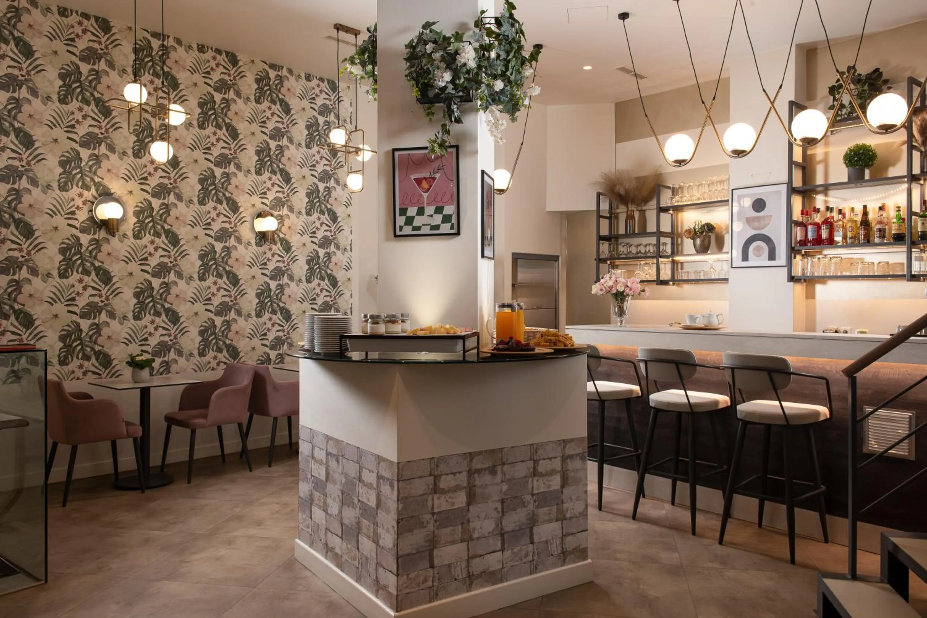 Breakfast in Urban Nest - Suites & Apartments