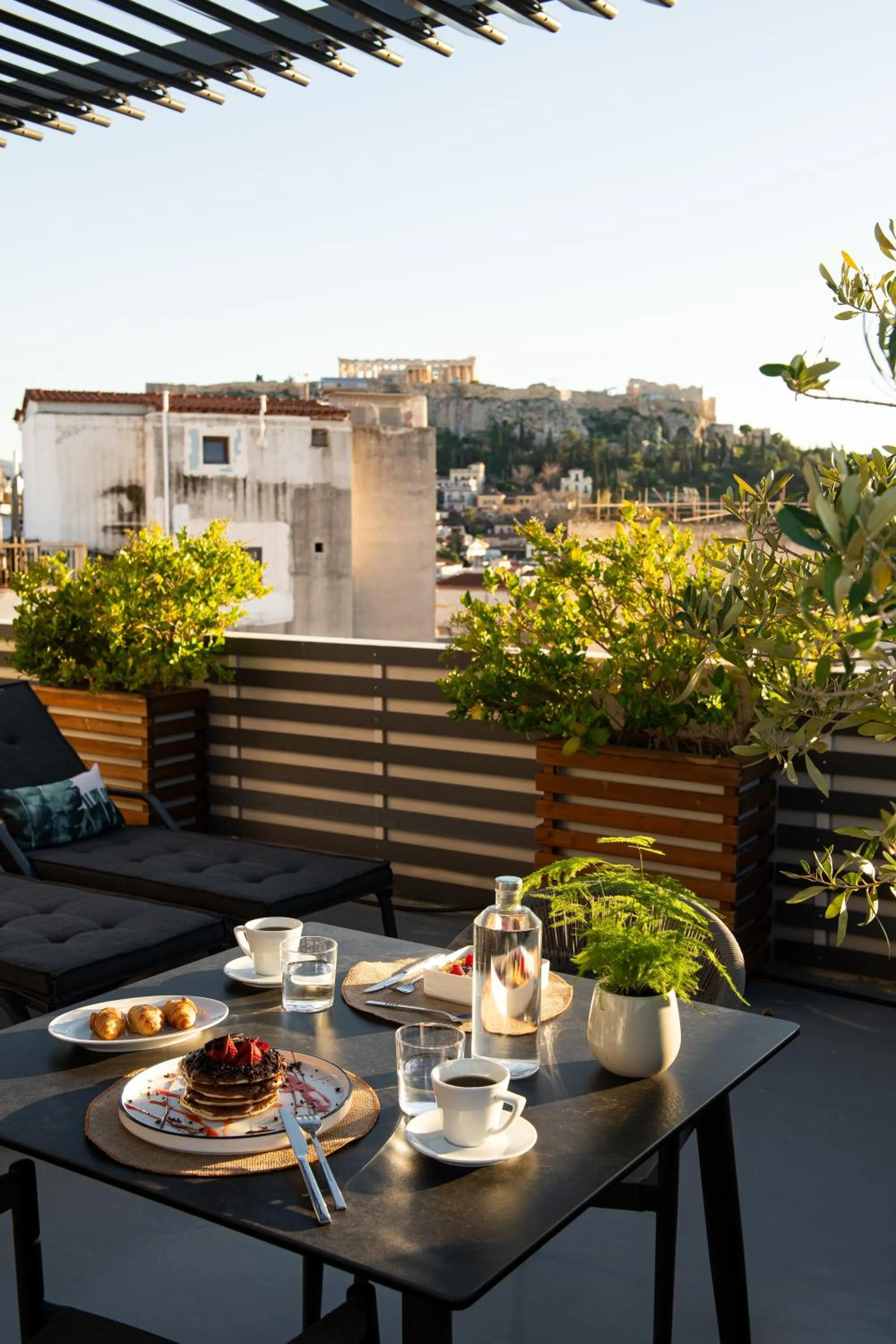 Patio in Urban Nest - Suites & Apartments