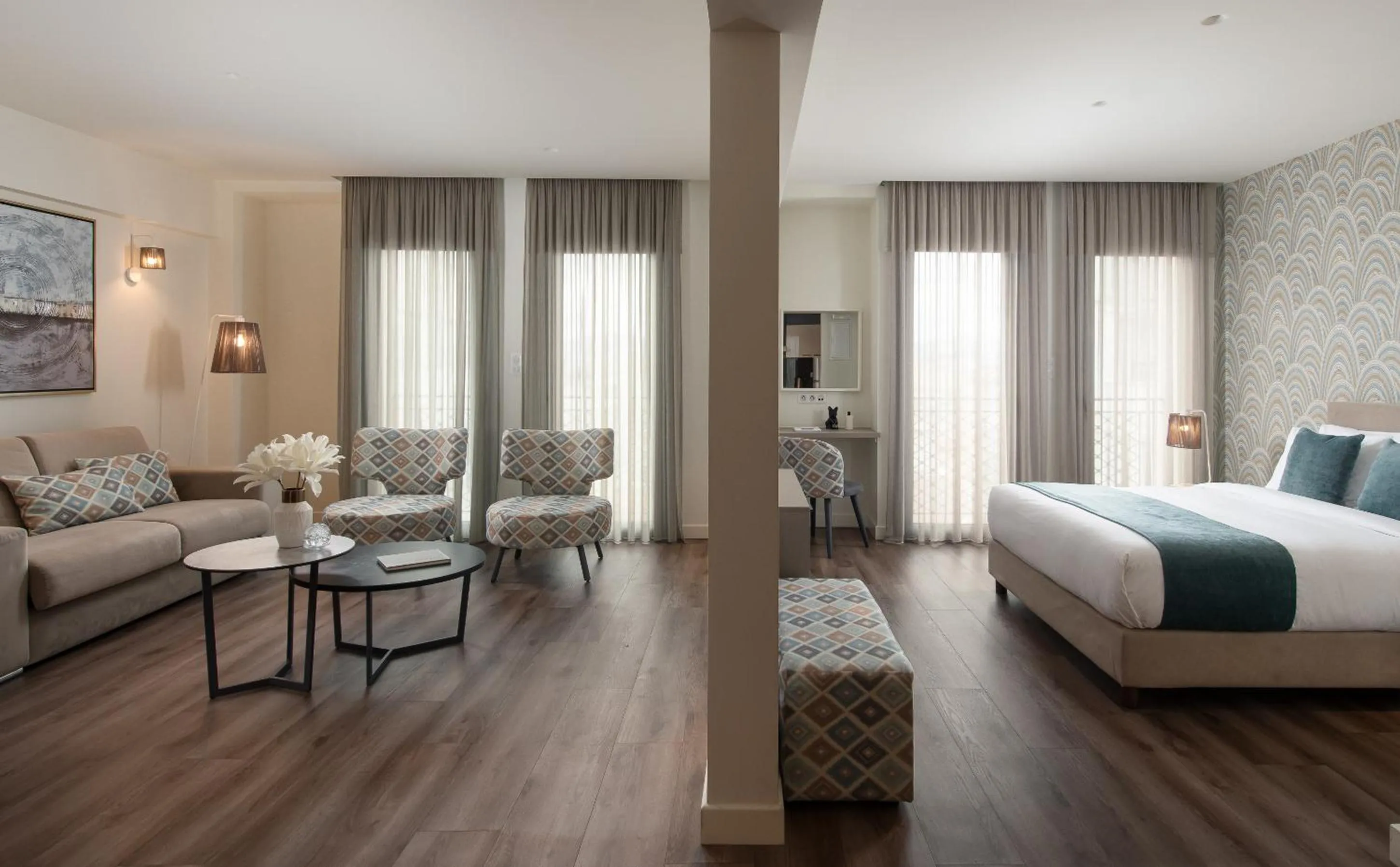 Bed in Urban Nest - Suites & Apartments