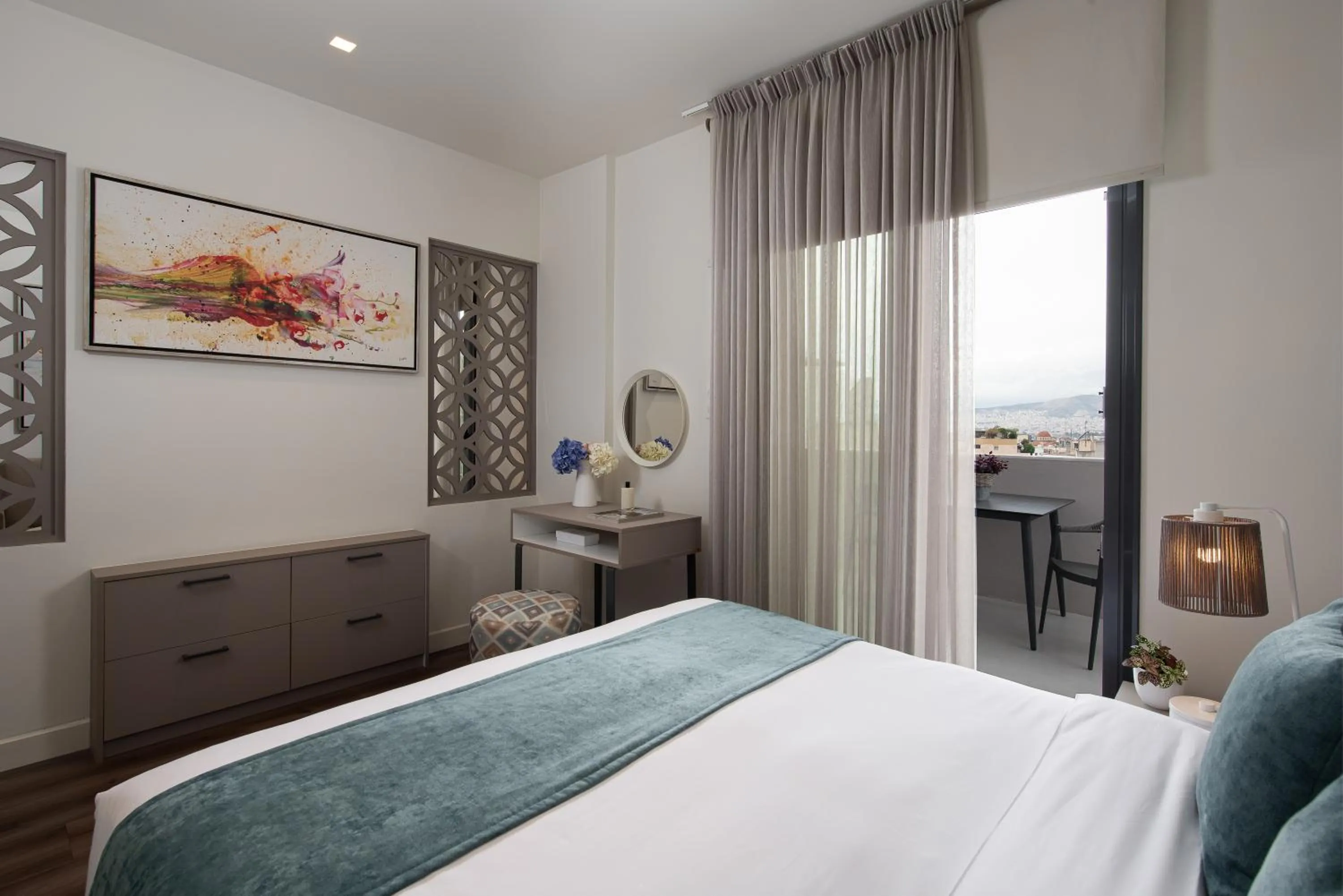 Bed in Urban Nest - Suites & Apartments