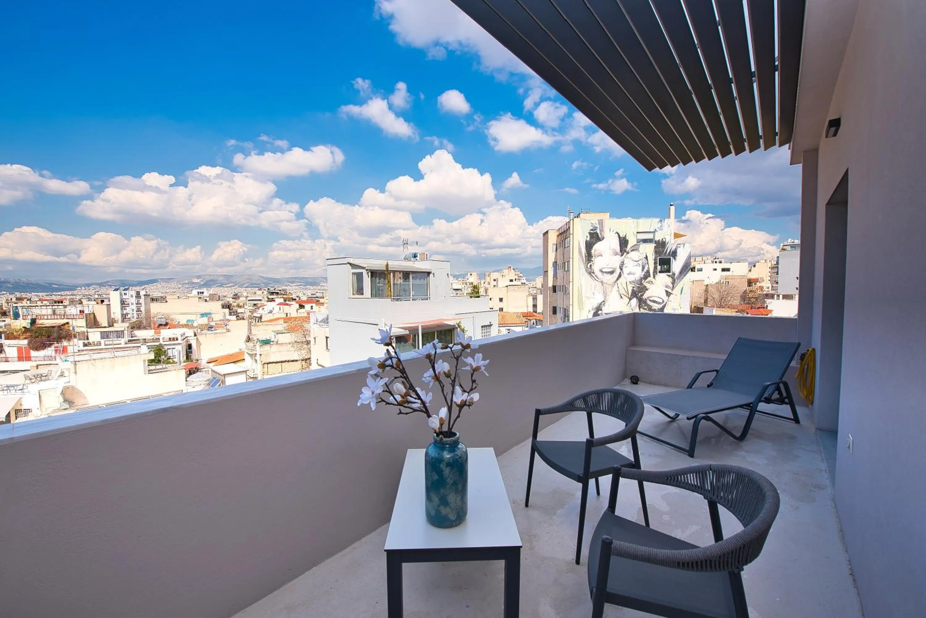 Balcony/Terrace in Urban Nest - Suites & Apartments