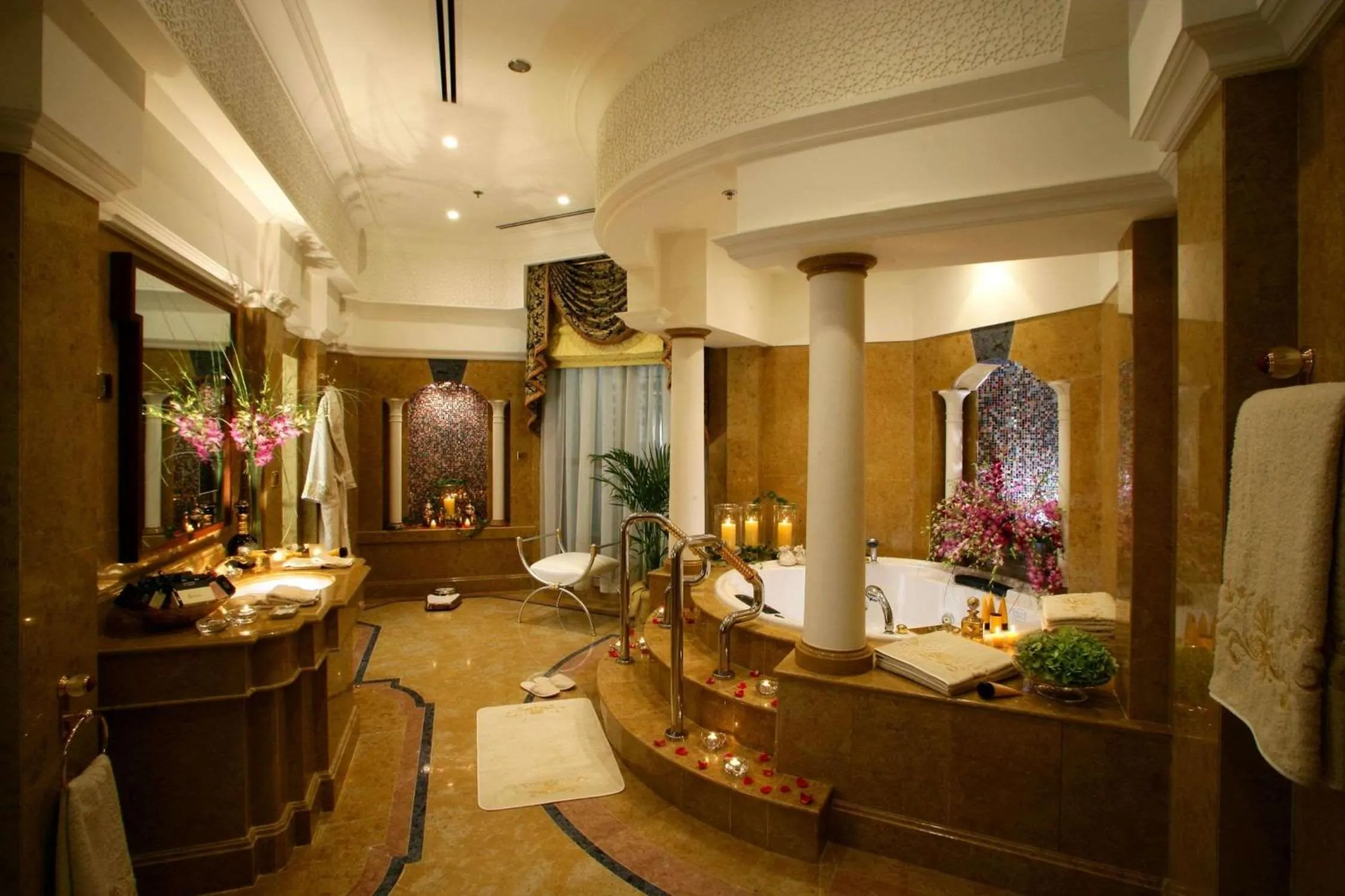 Bathroom in Waldorf Astoria Jeddah - Qasr Al Sharq