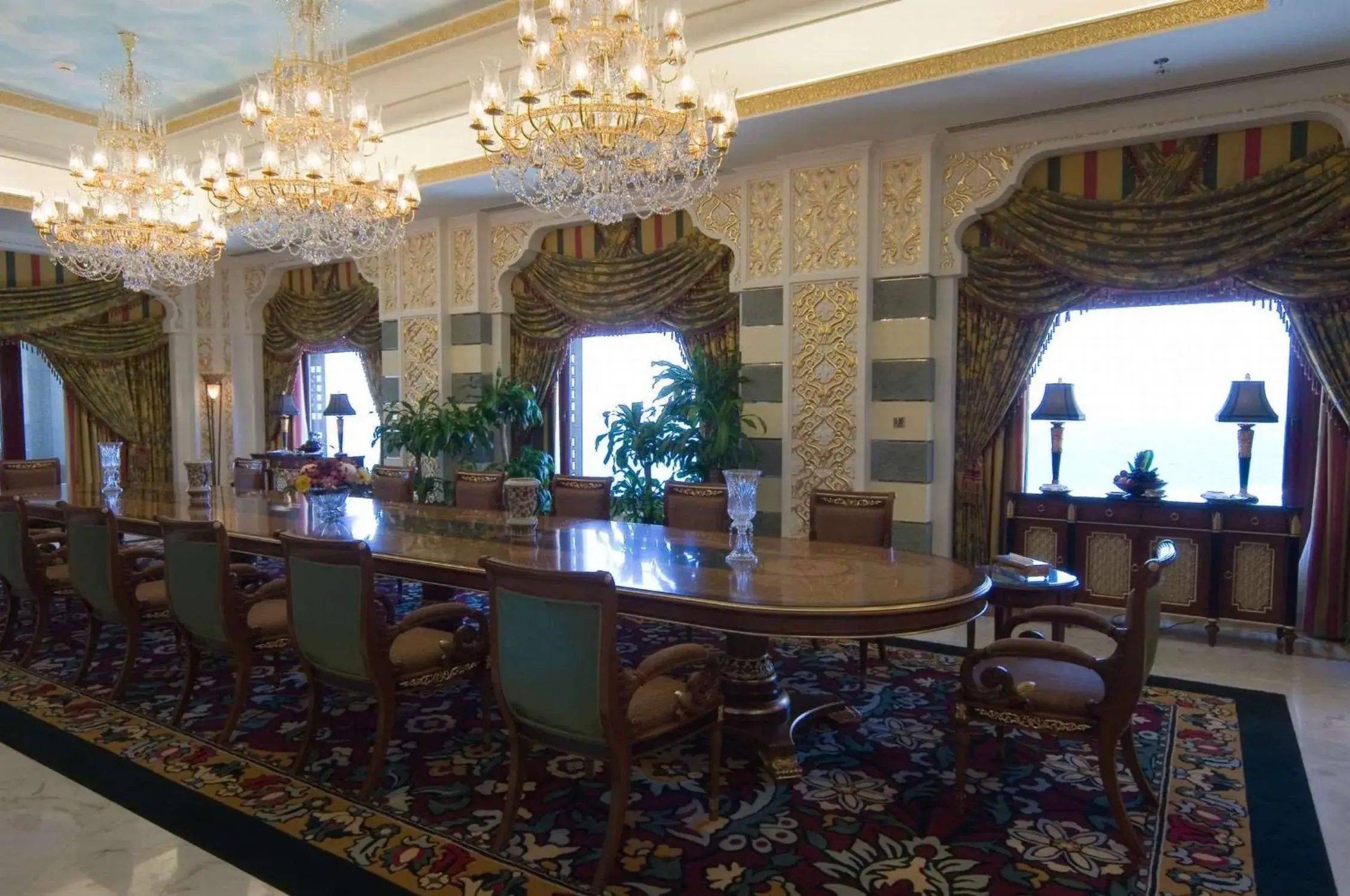 Living room in Waldorf Astoria Jeddah - Qasr Al Sharq Living room in Waldorf Astoria Jeddah - Qasr Al Sharq