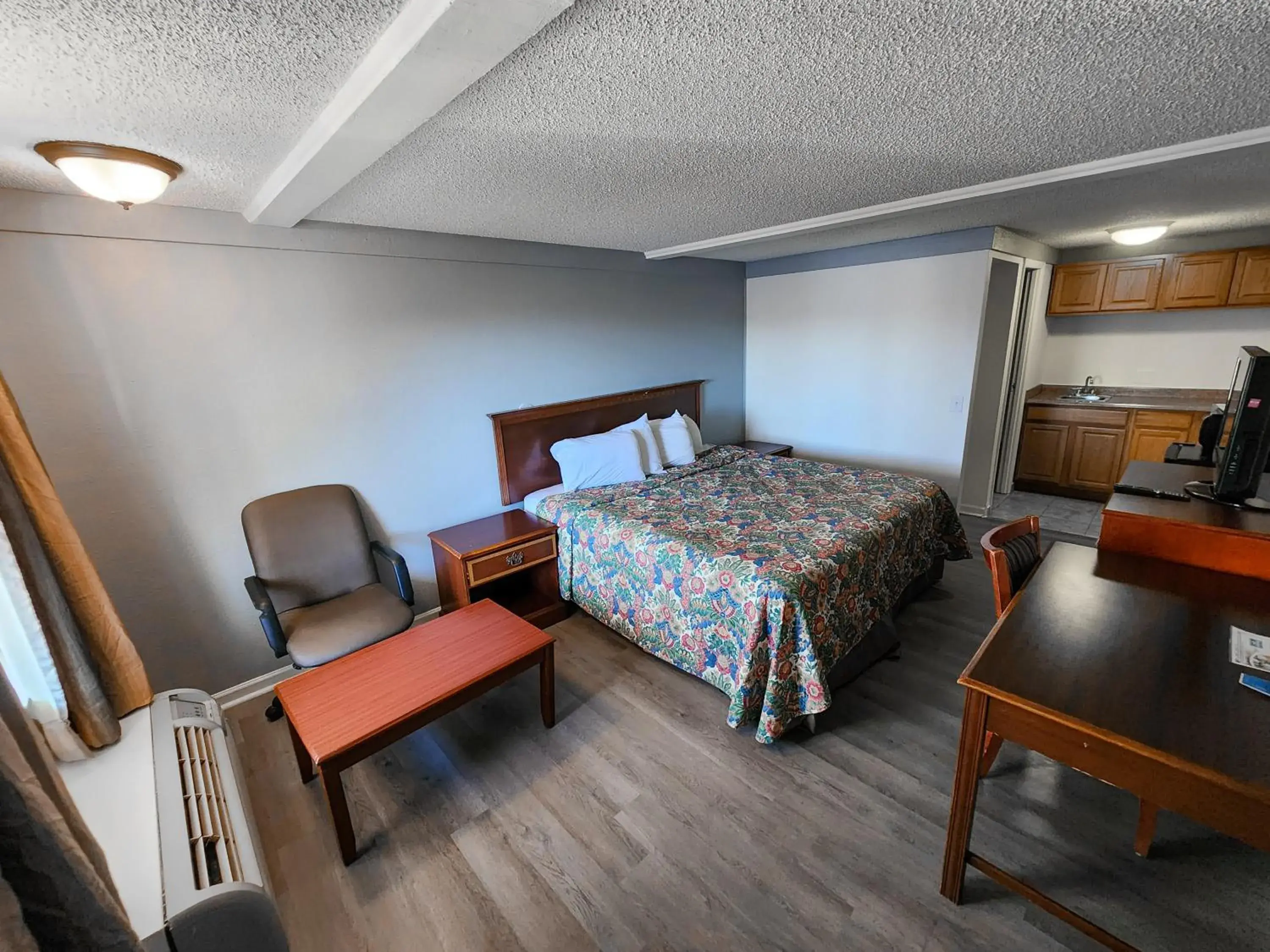 Bed in Rodeway Inn Auburn Hills - Detroit Bed in Rodeway Inn Auburn Hills - Detroit