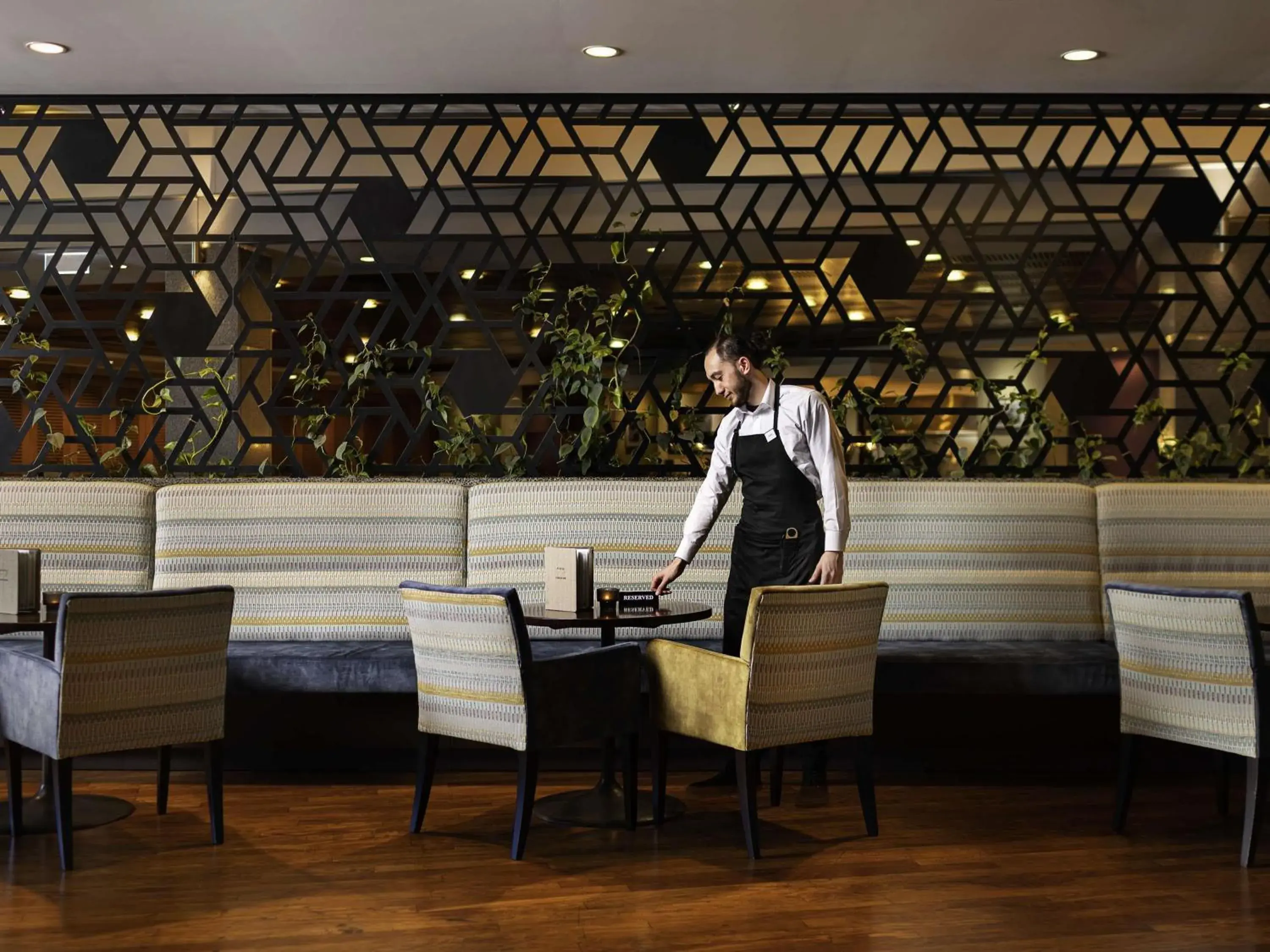 Restaurant/places to eat in ibis Auckland Ellerslie Restaurant/places to eat in ibis Auckland Ellerslie