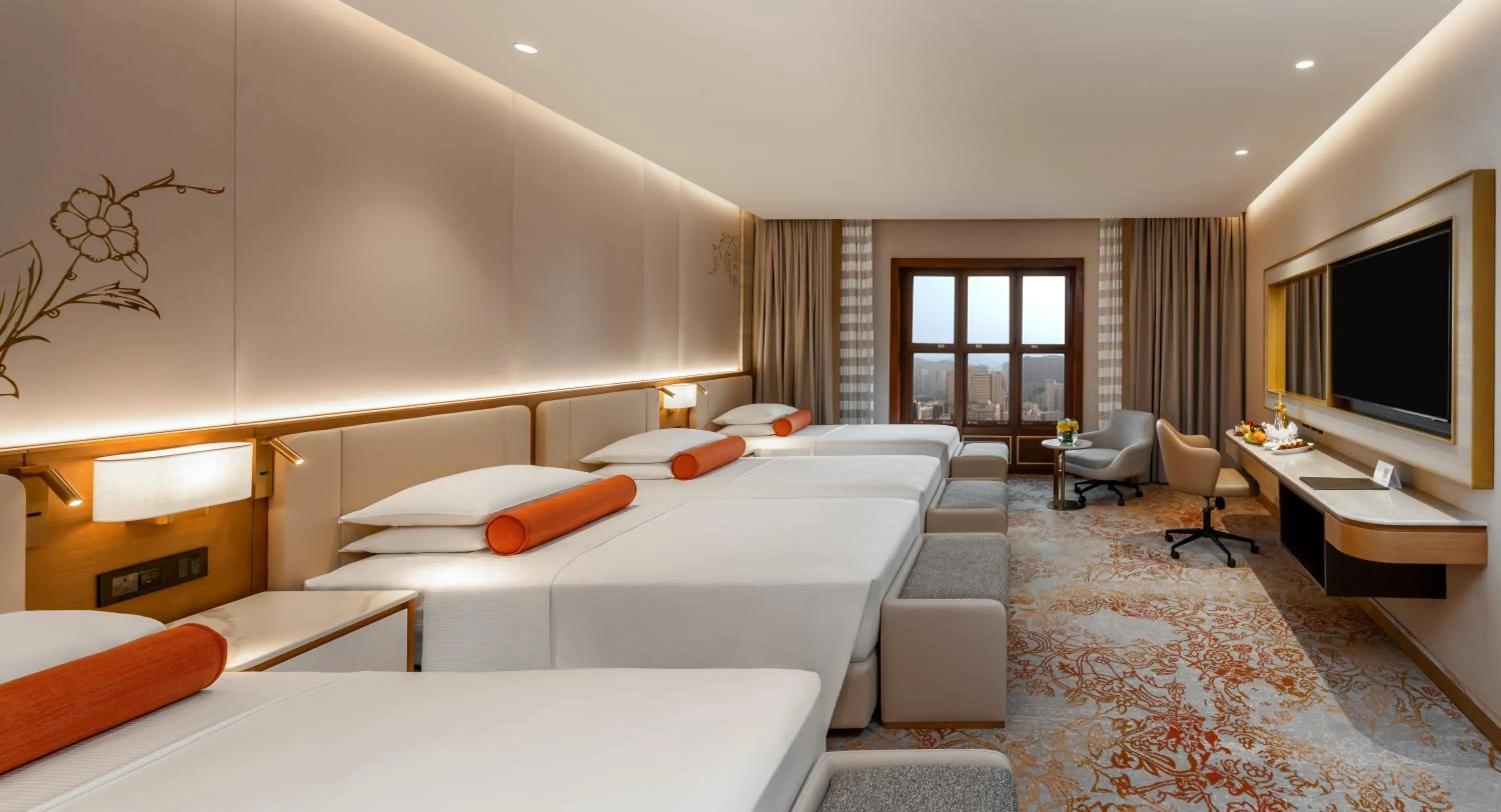 Bedroom in Makkah Hotel