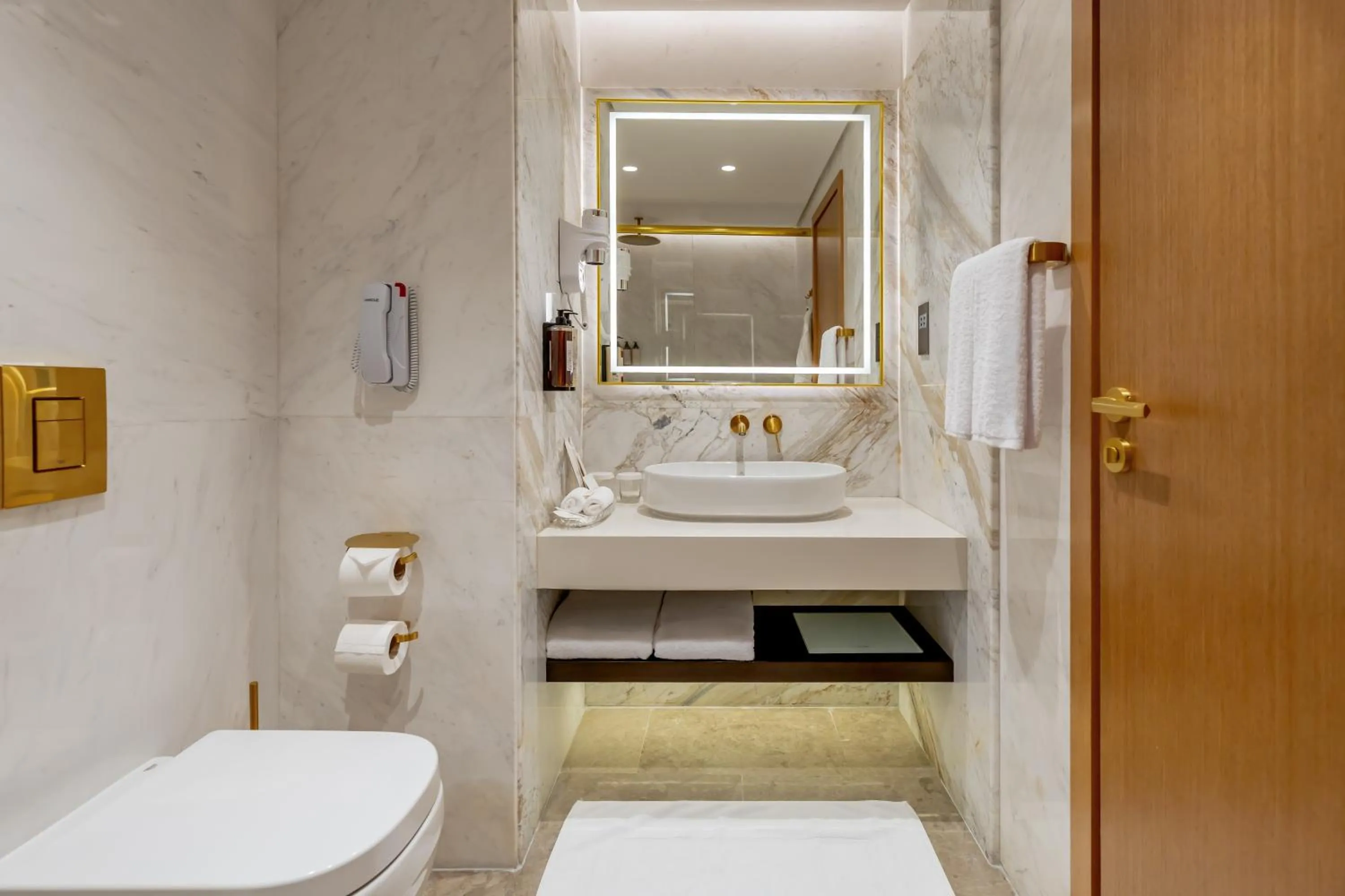 Bathroom in Makkah Hotel