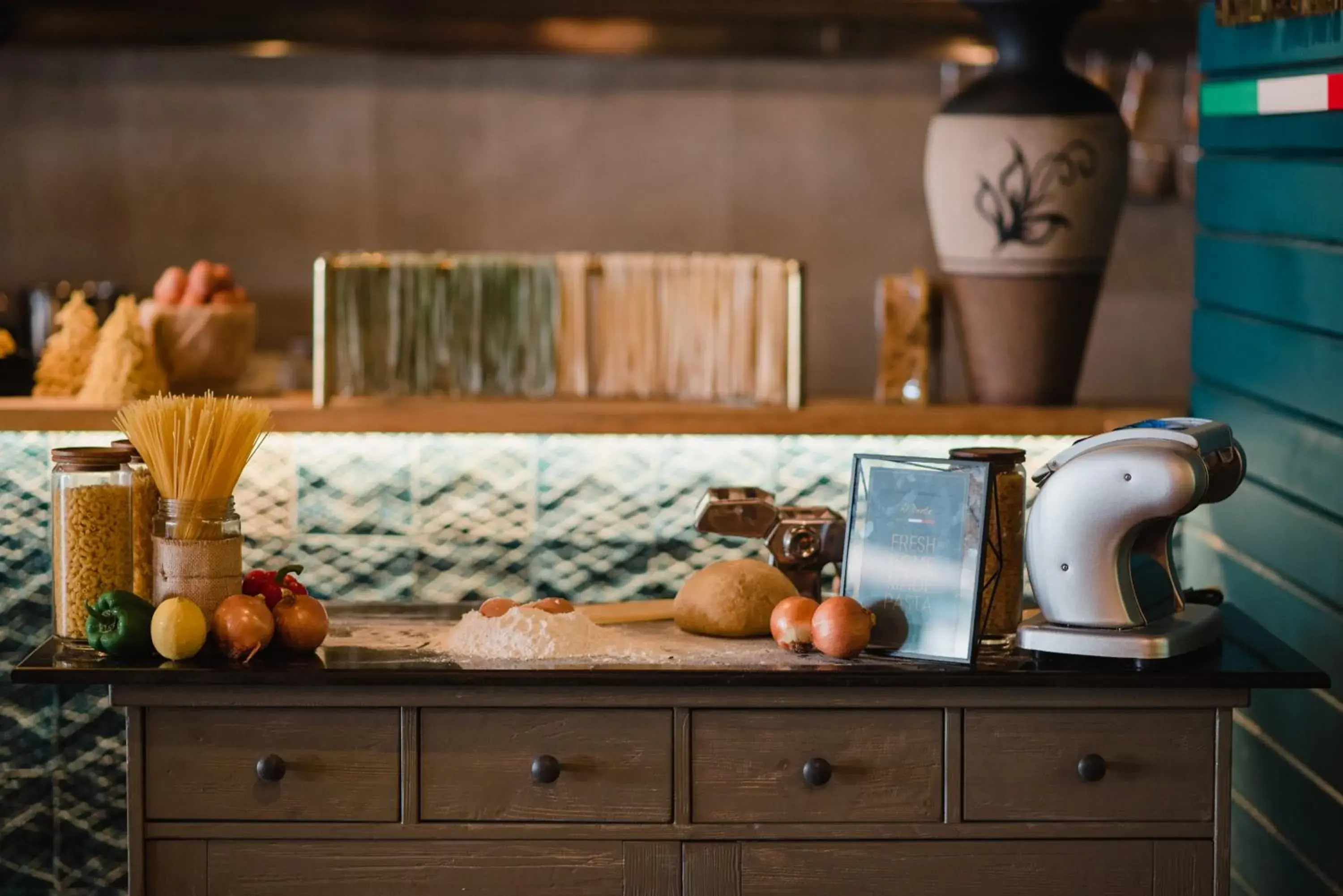 Restaurant/places to eat in Ramayana Suites and Resort Restaurant/places to eat in Ramayana Suites and Resort